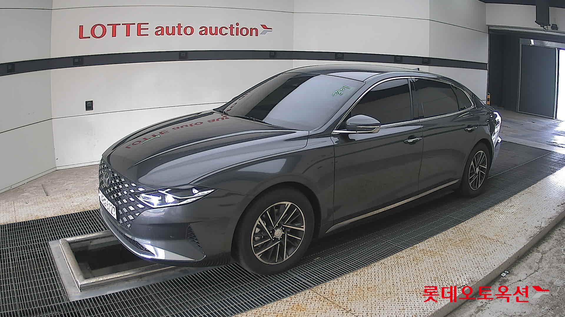 2021 - hyundai grandeur