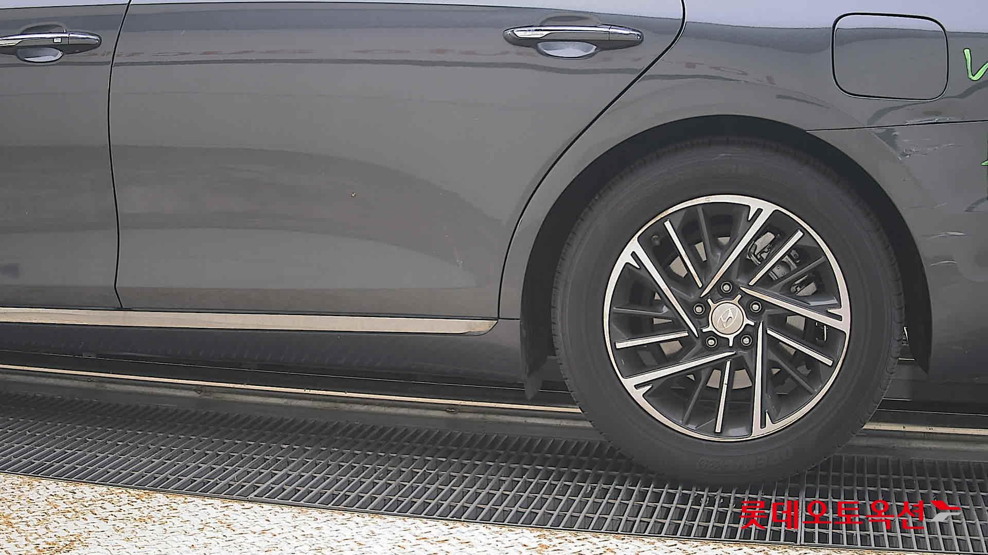 2021 - hyundai grandeur