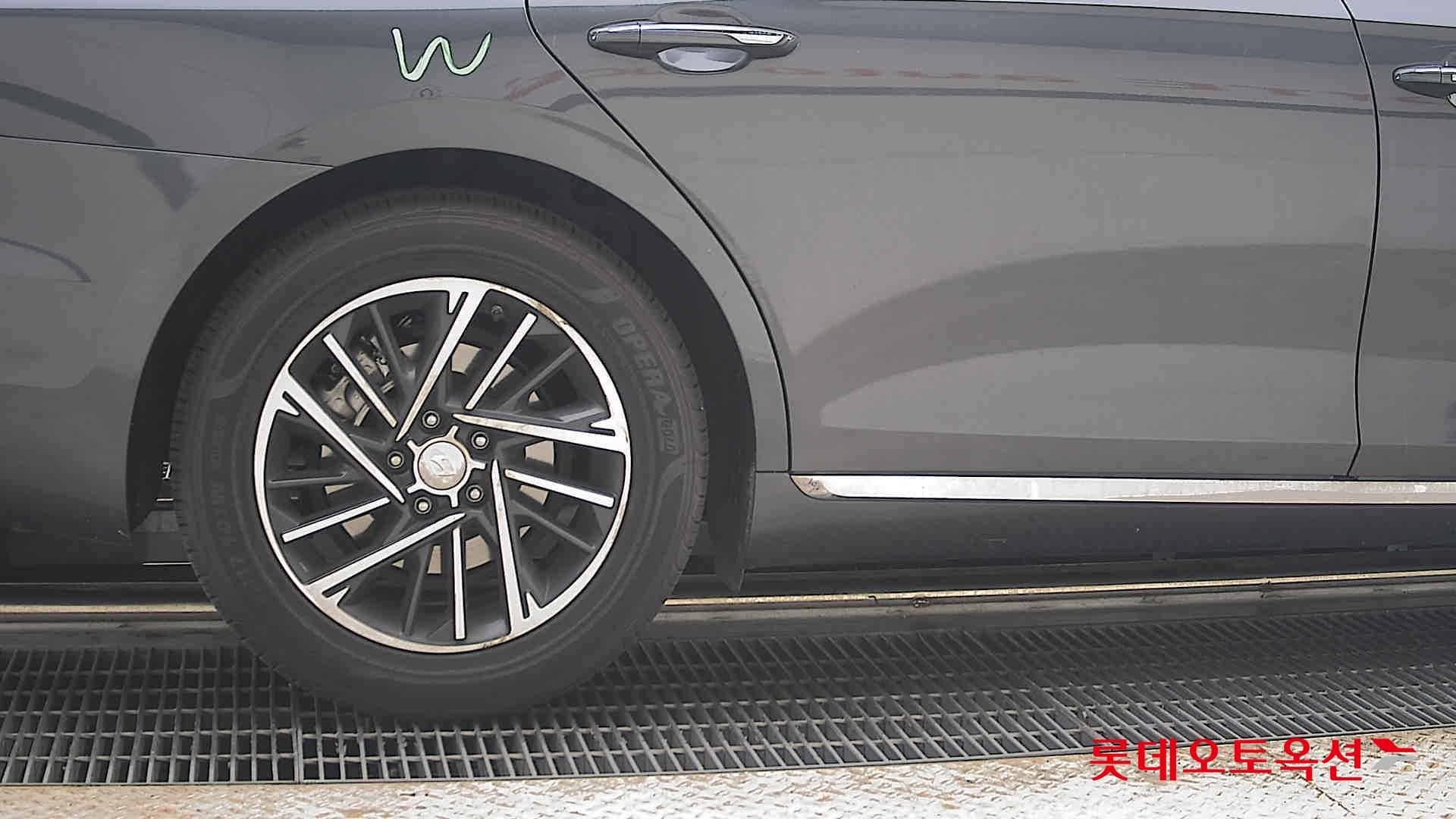 2021 - hyundai grandeur