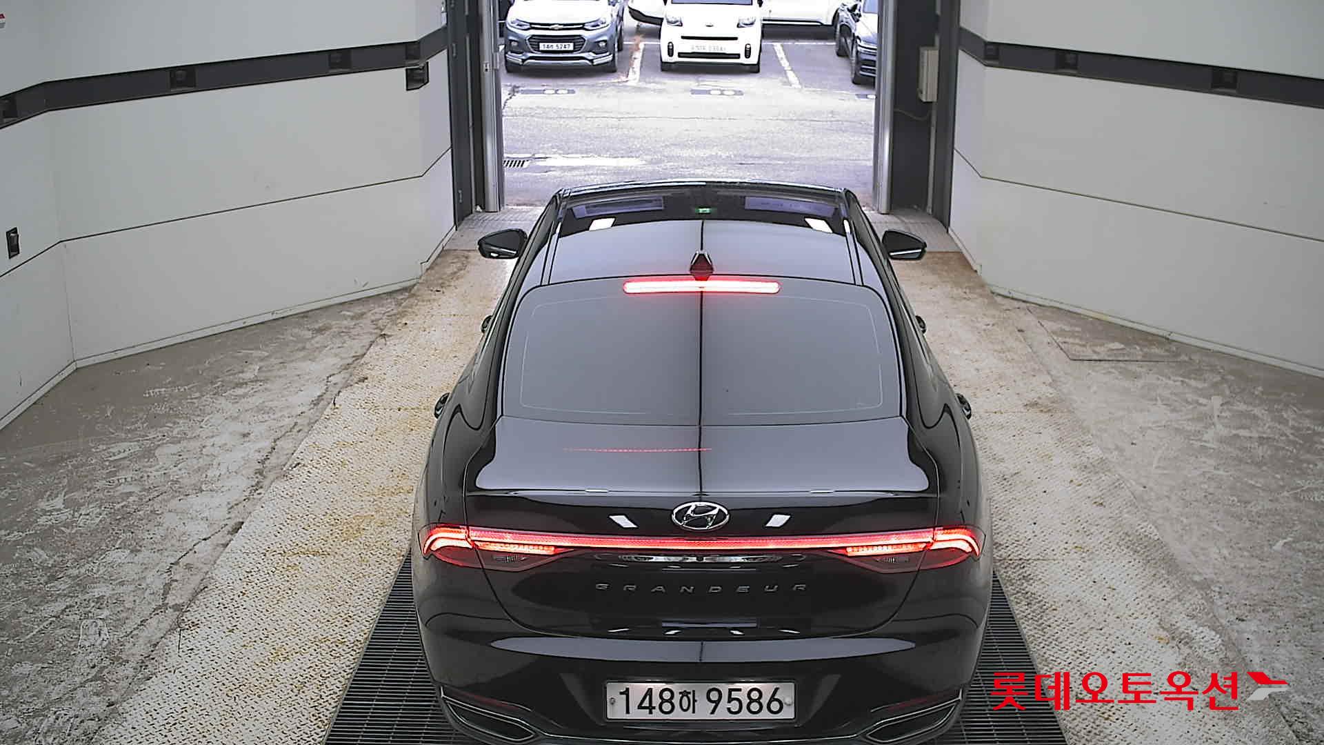 2021 - hyundai grandeur