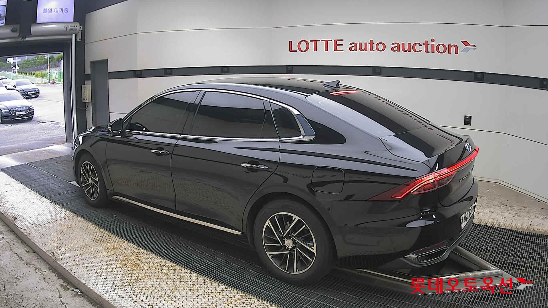 2021 - hyundai grandeur
