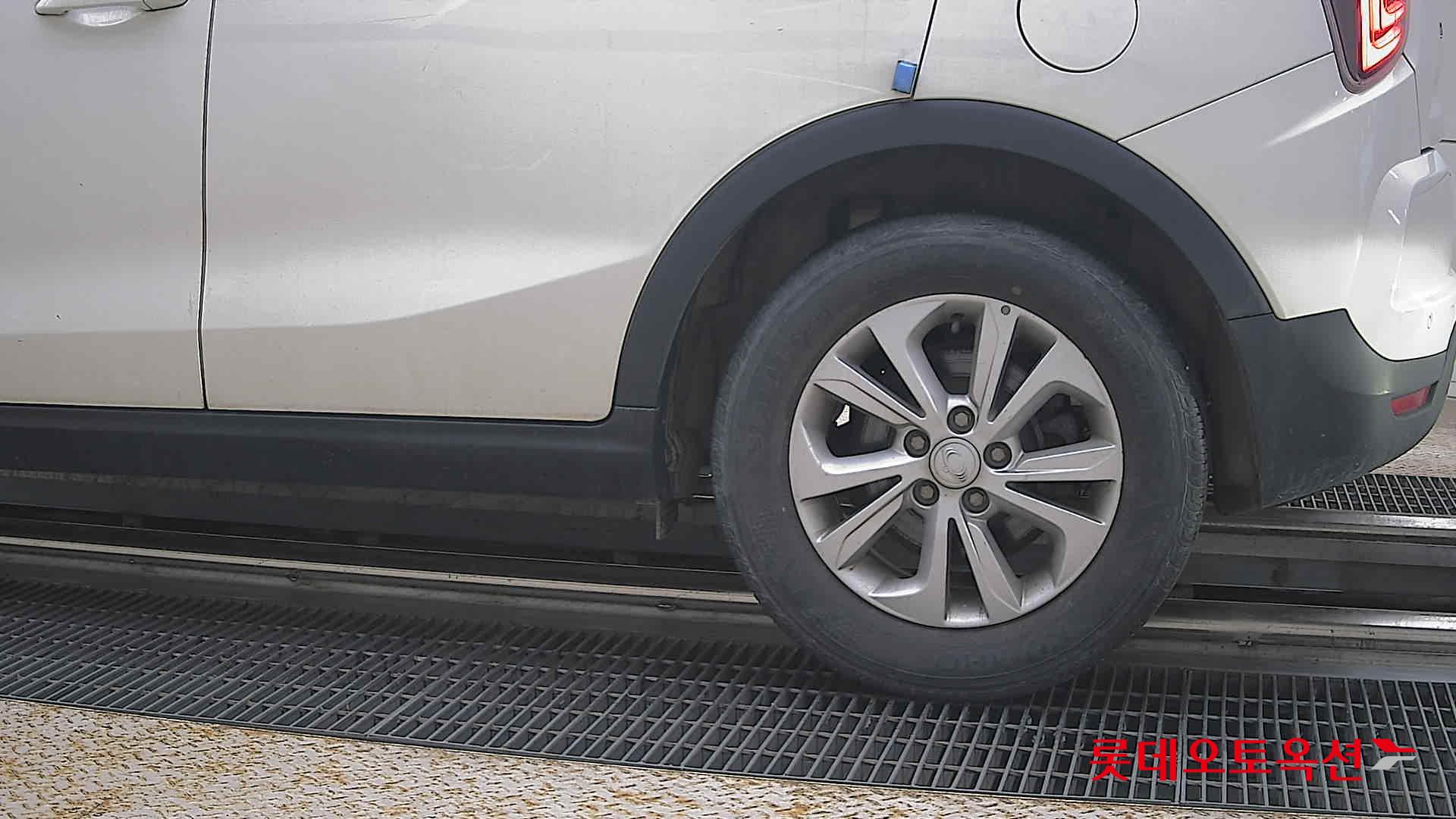 2021 - ssangyong tivoli