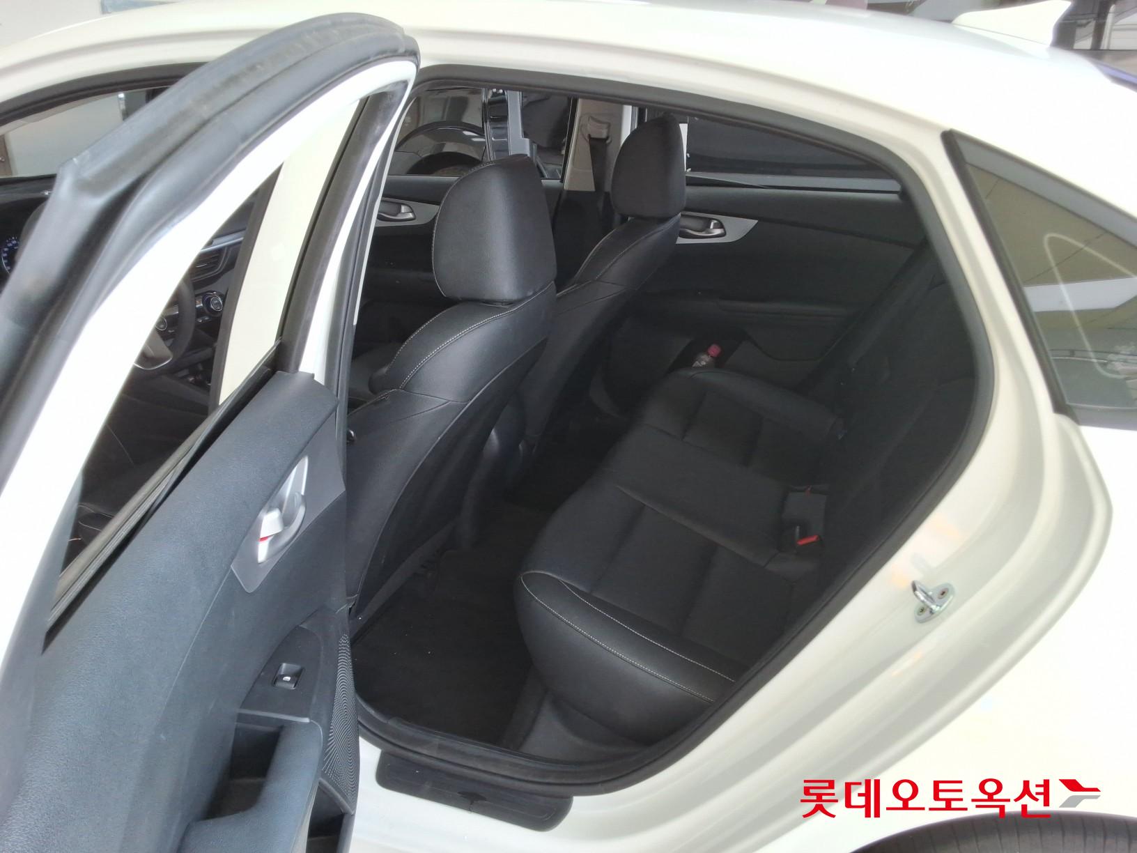 2022 - kia k3