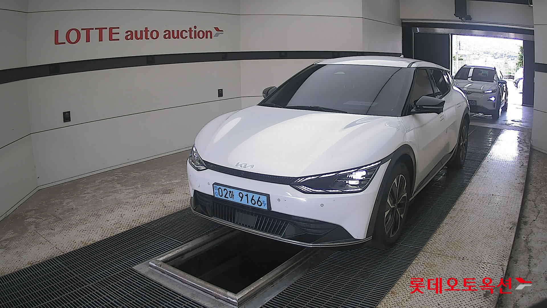 2022 - kia ev6