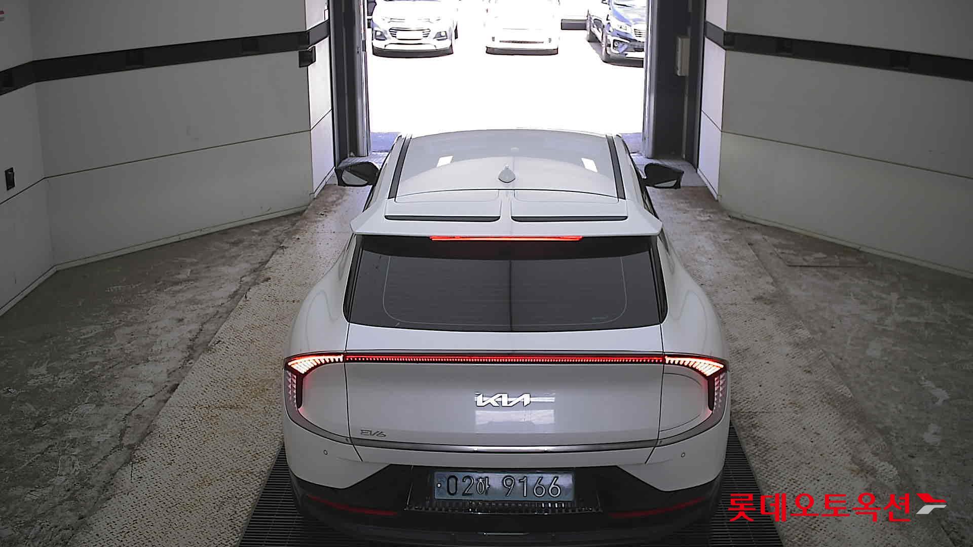 2022 - kia ev6