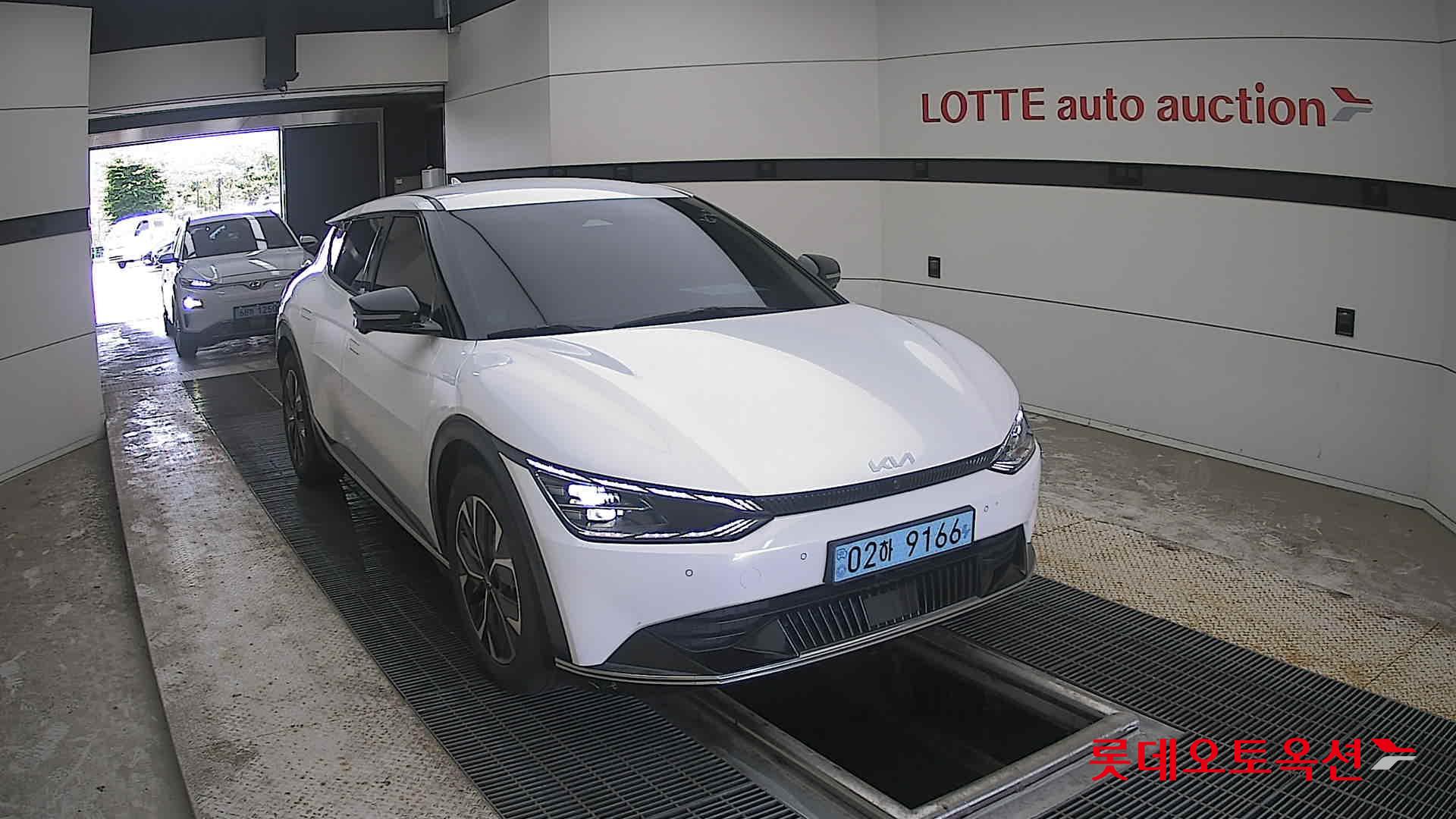 2022 - kia ev6