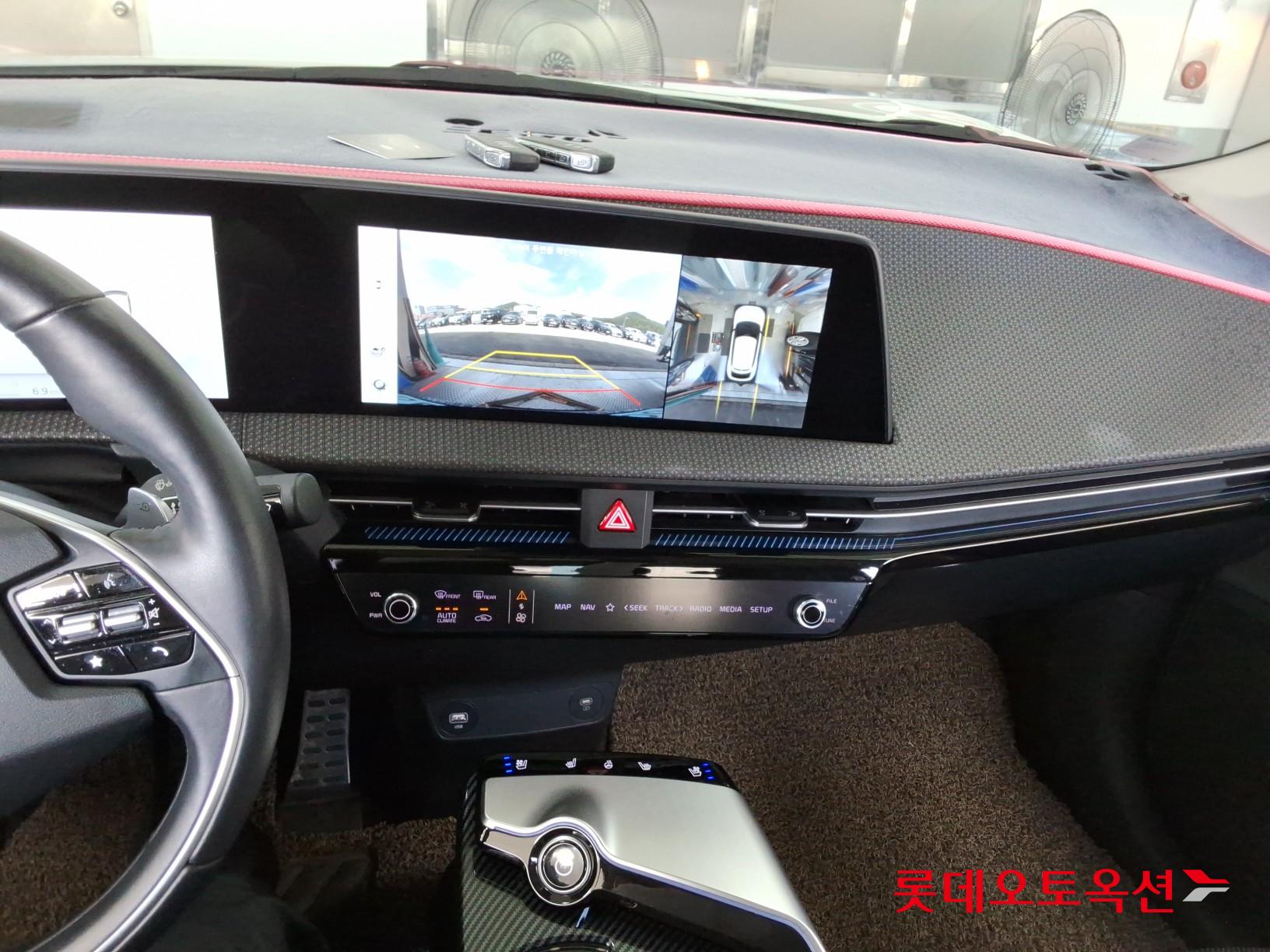 2022 - kia ev6