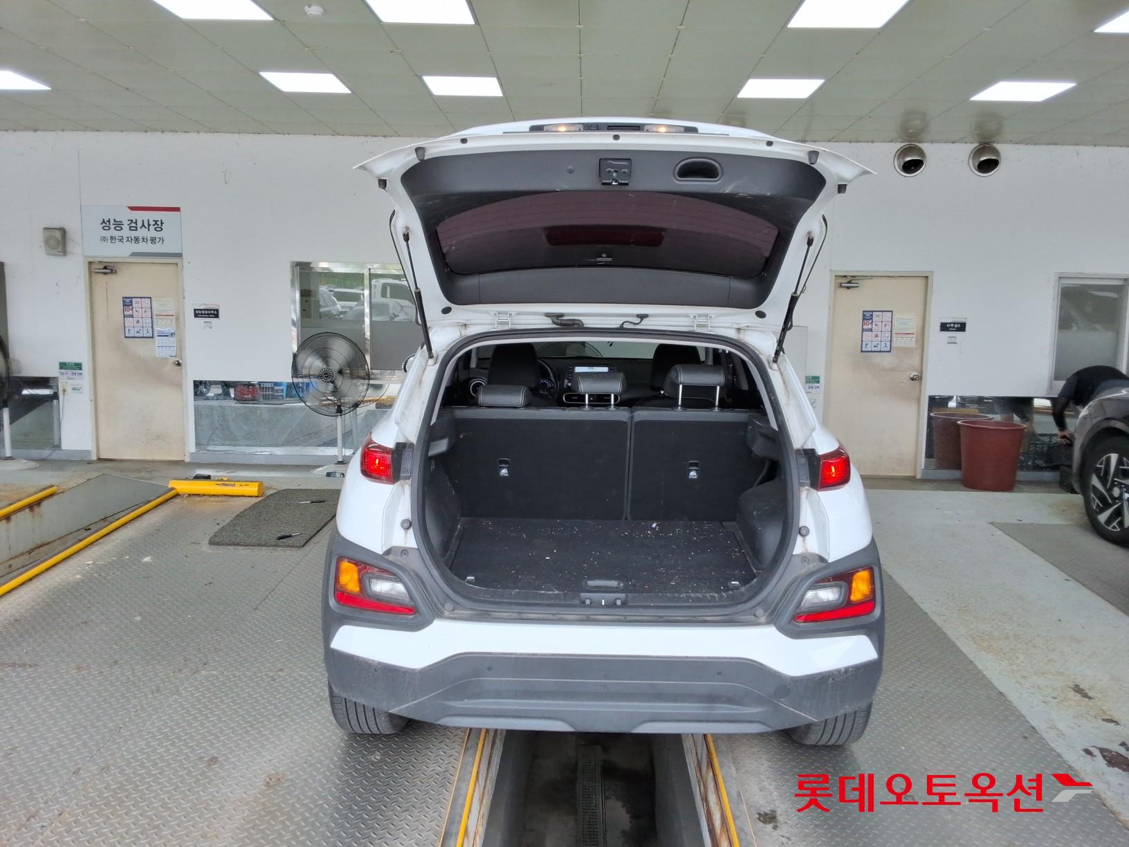 2020 - hyundai kona