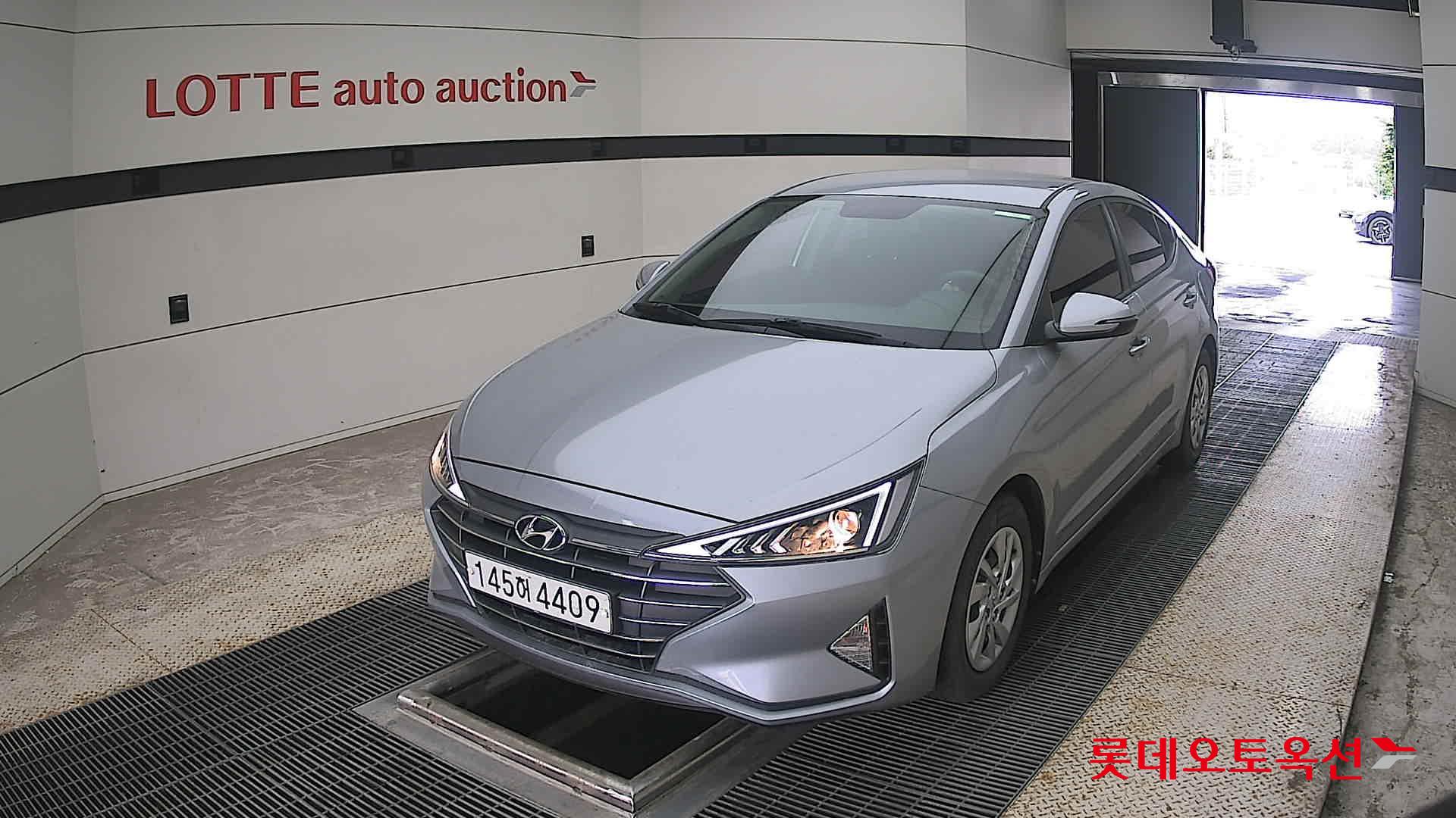 2020 - hyundai avante