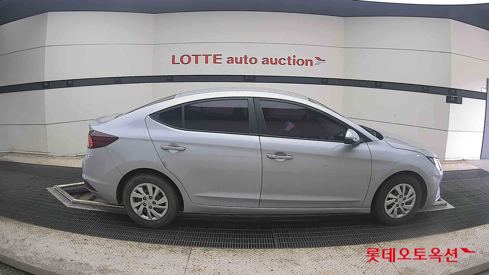 2020 - hyundai avante