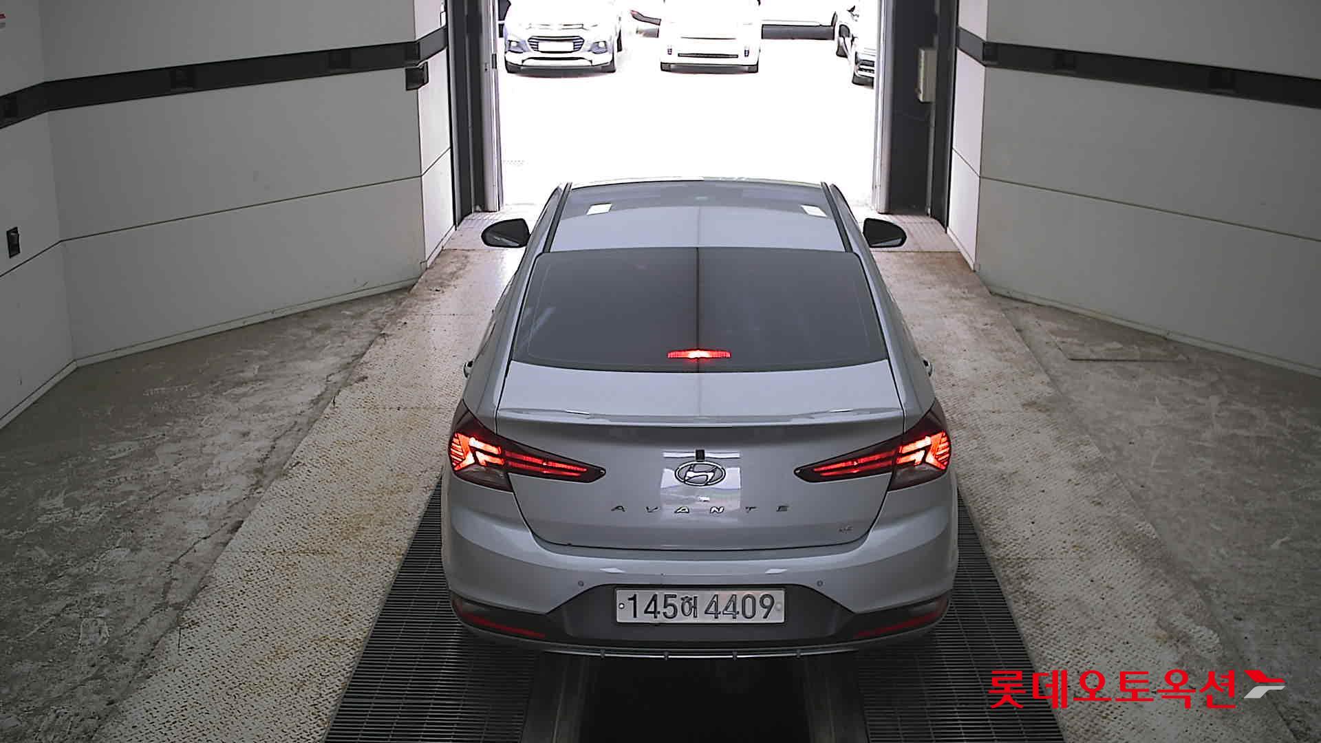 2020 - hyundai avante