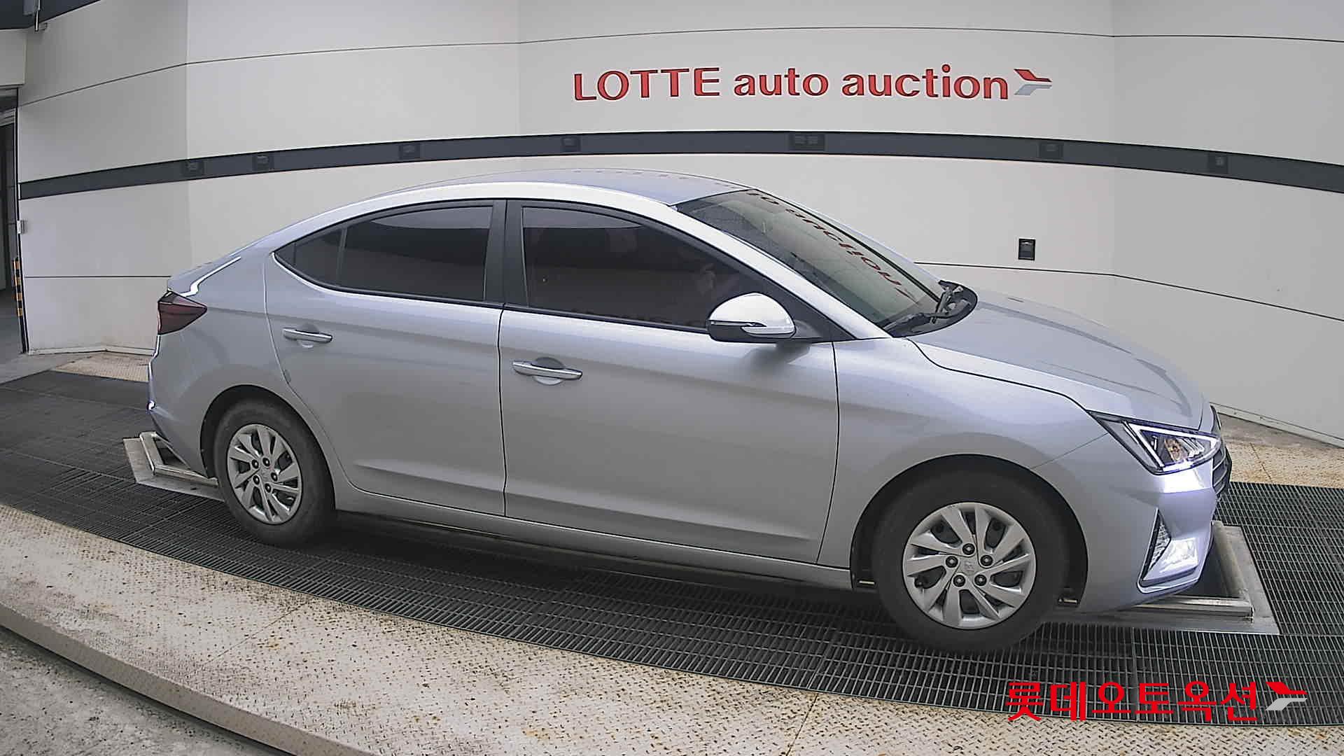 2020 - hyundai avante