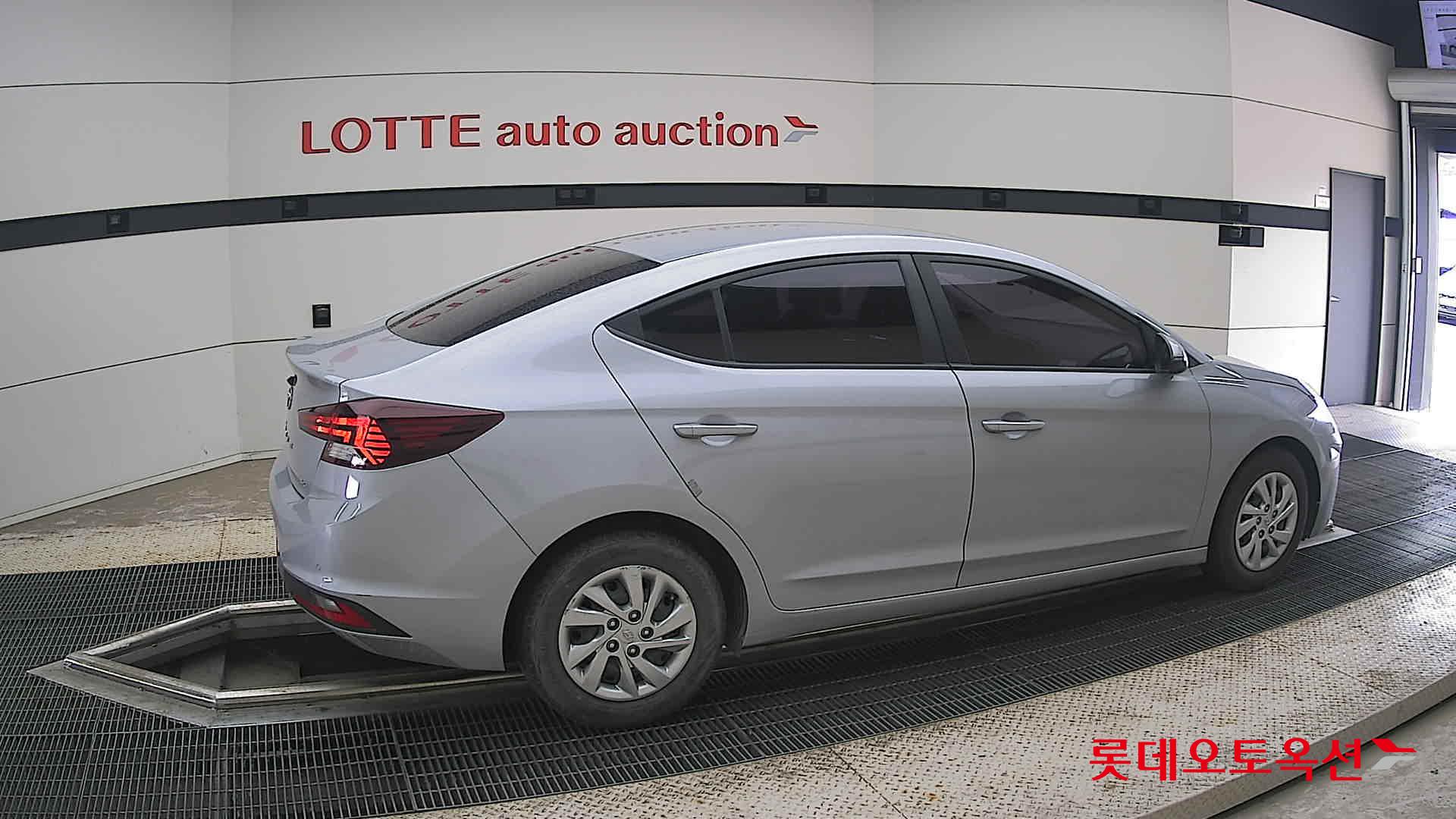 2020 - hyundai avante