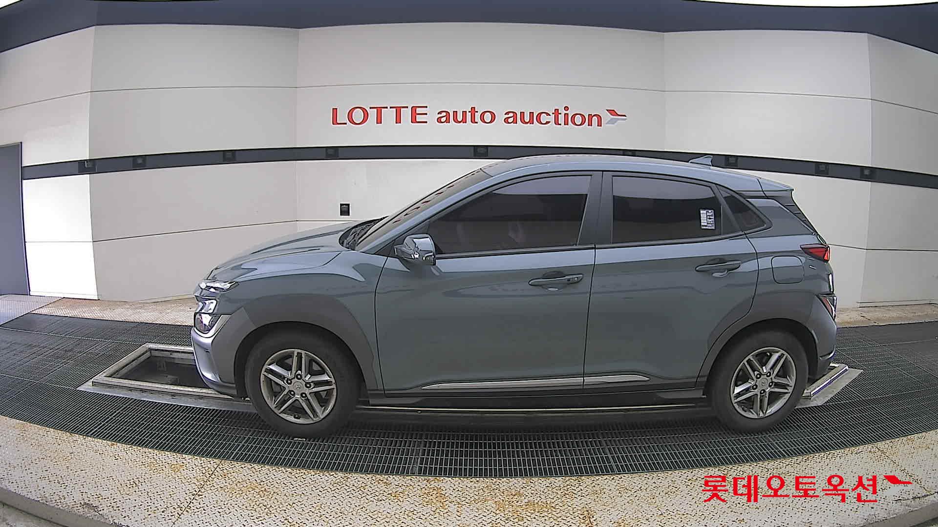 2021 - hyundai kona