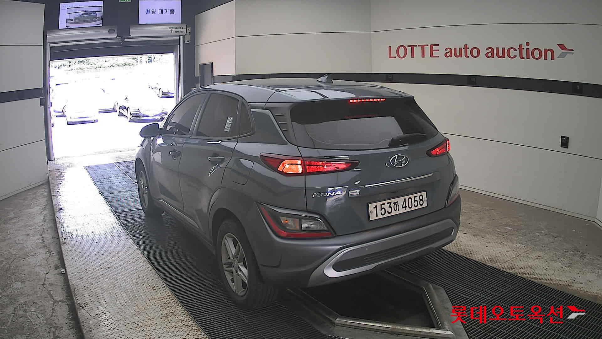 2021 - hyundai kona