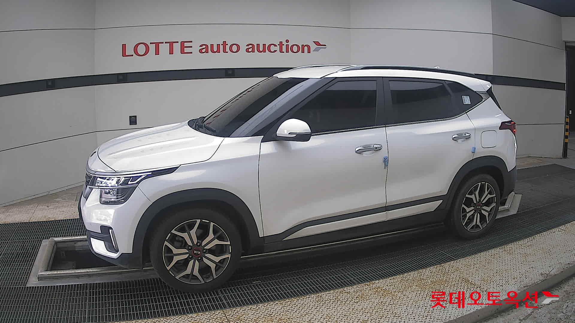 2022 - kia seltos