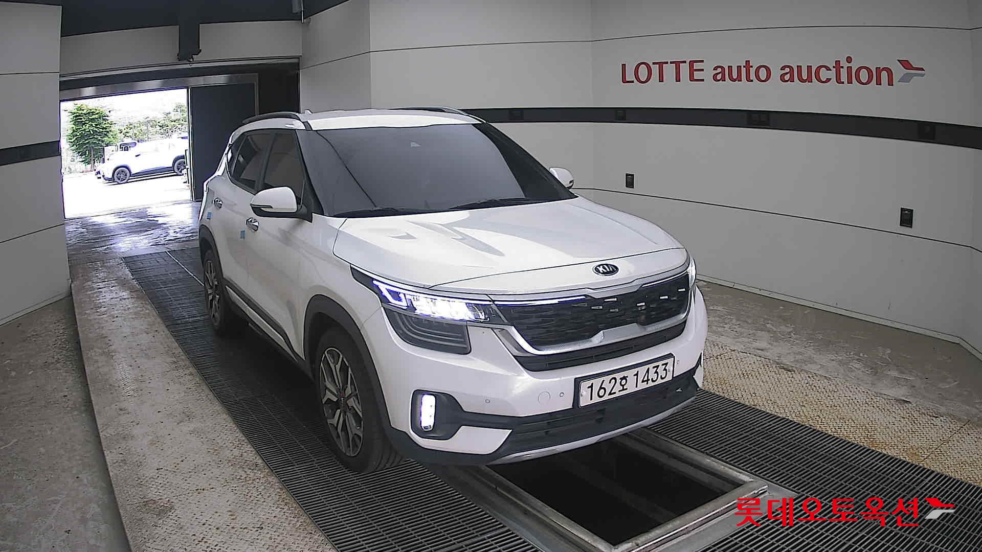 2022 - kia seltos