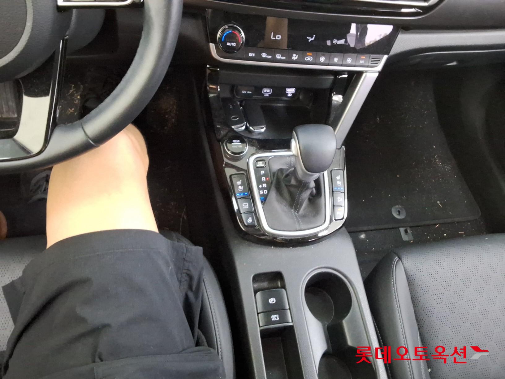 2022 - kia seltos