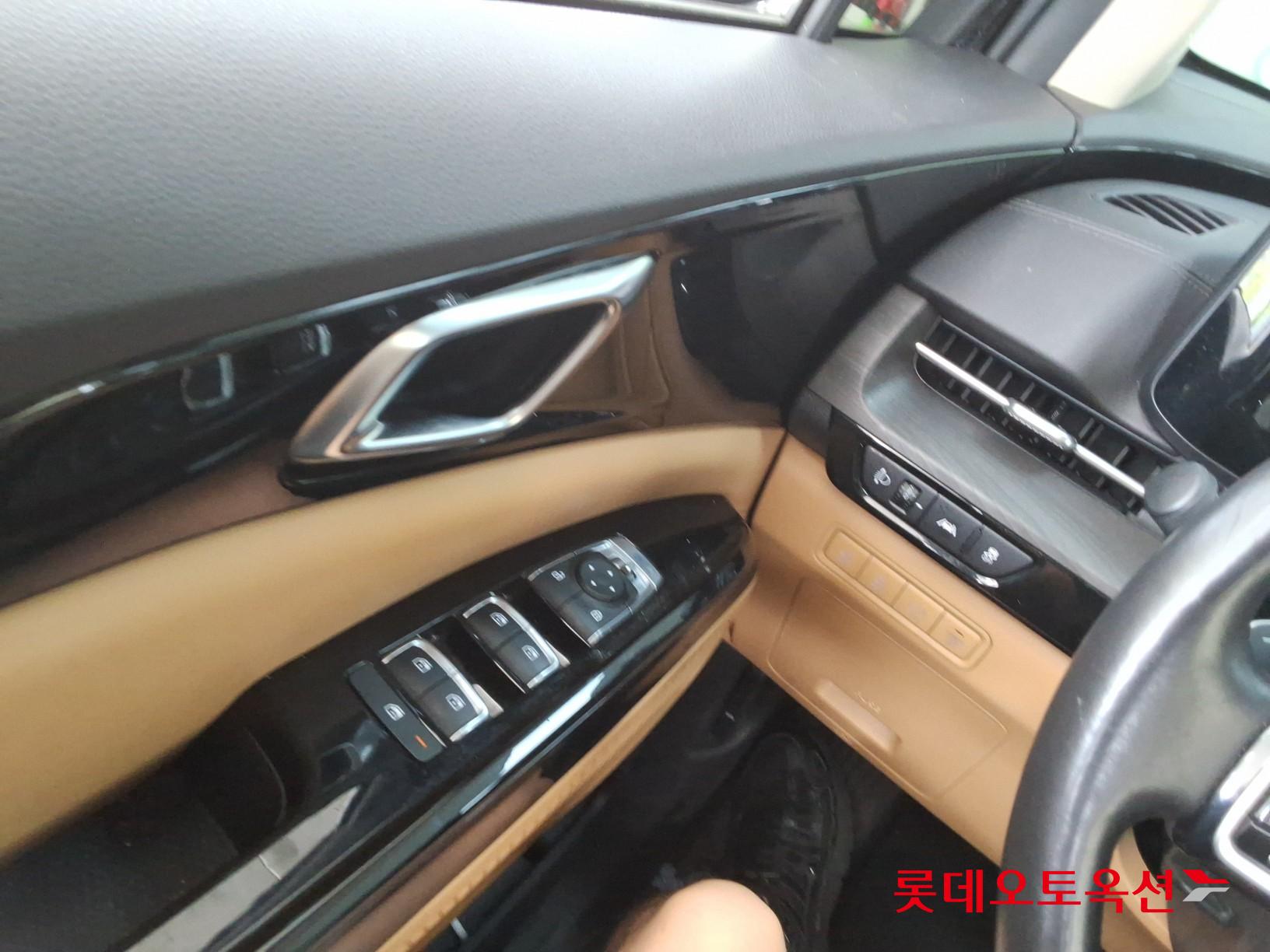 2021 - kia carnival