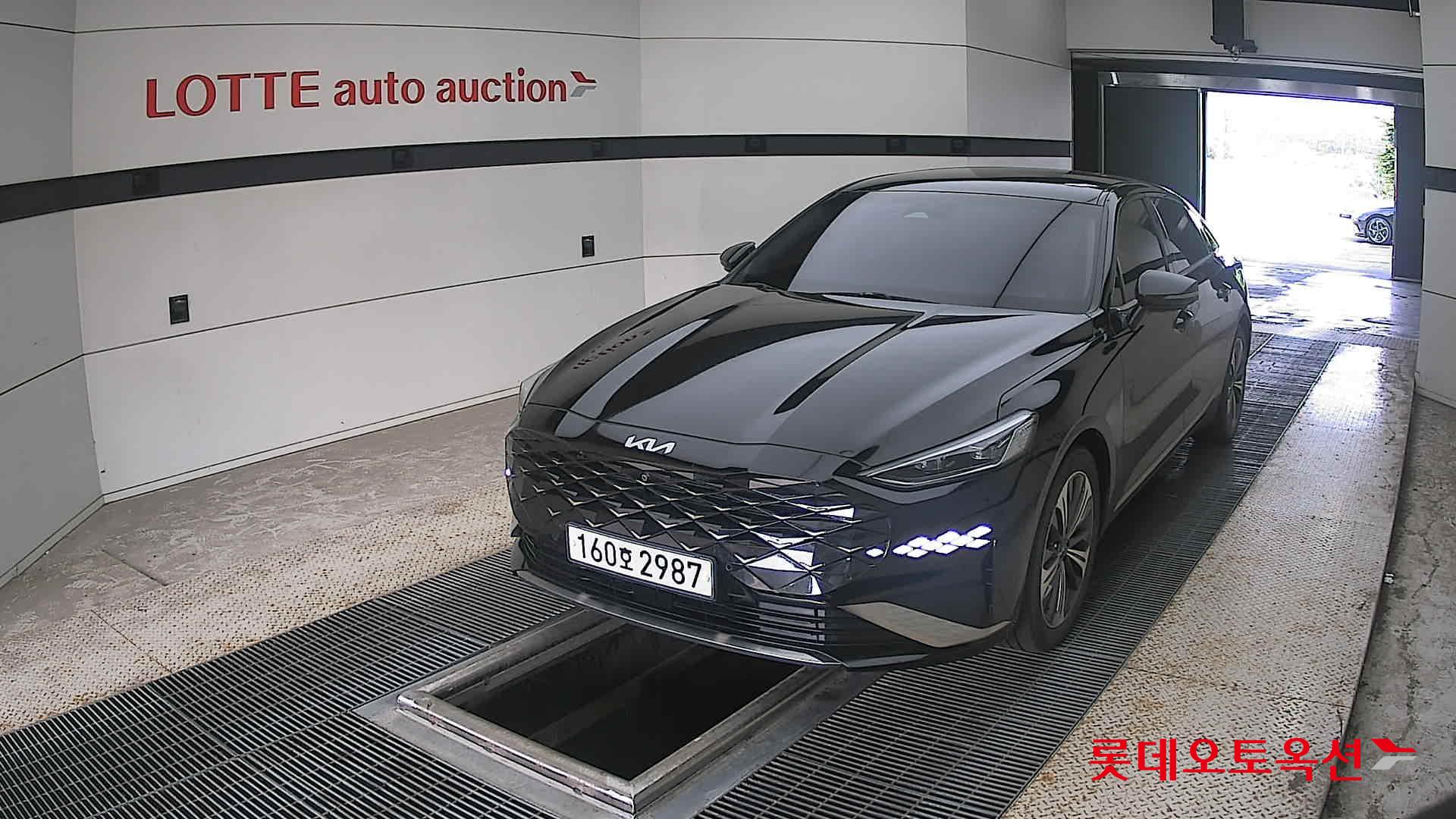 2022 - kia k8