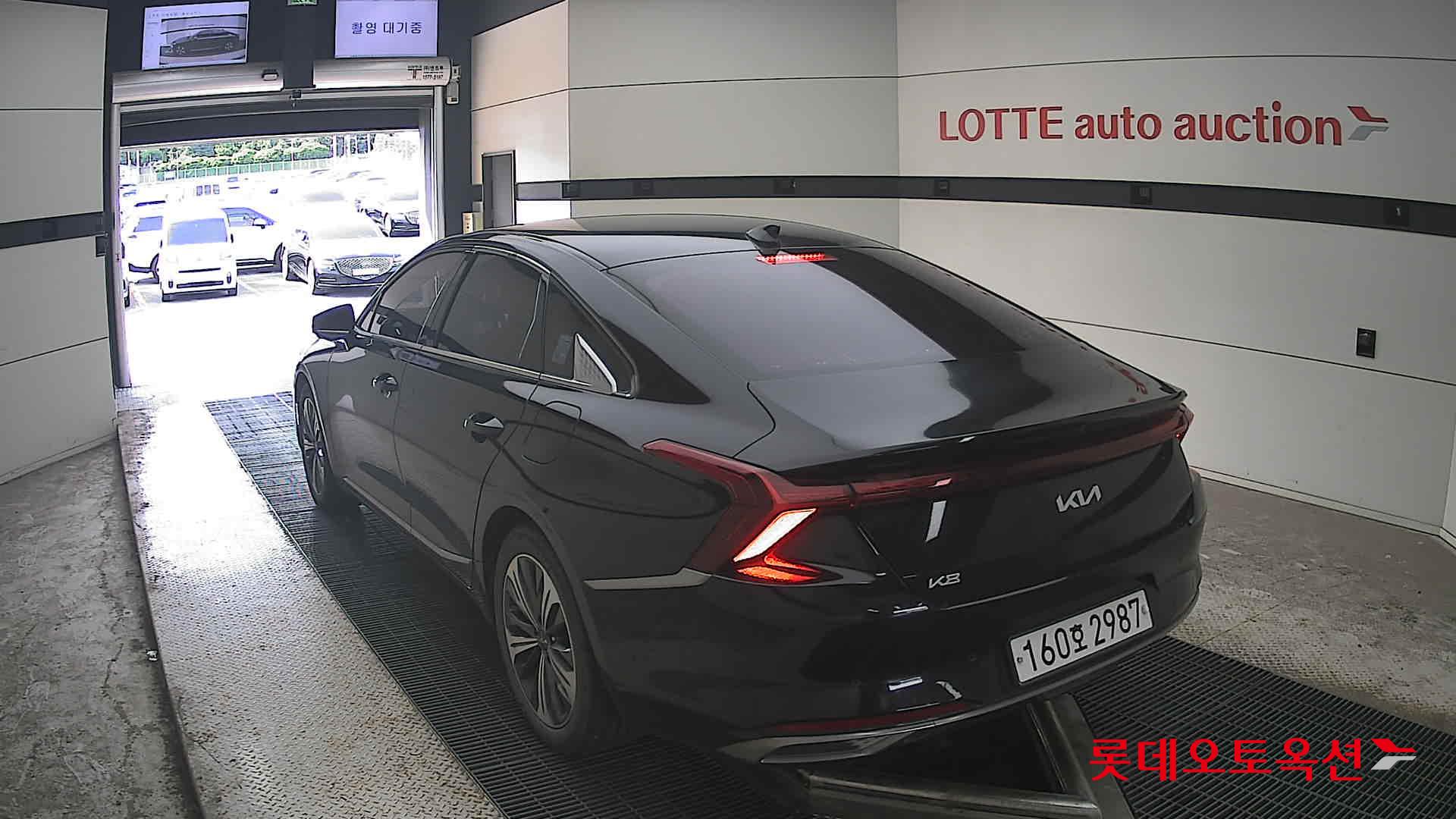 2022 - kia k8