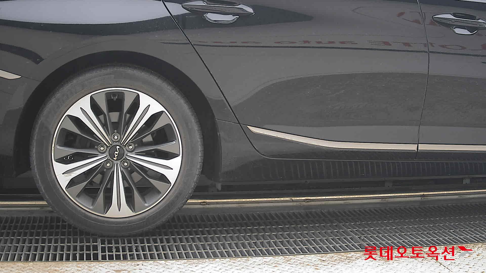 2022 - kia k8