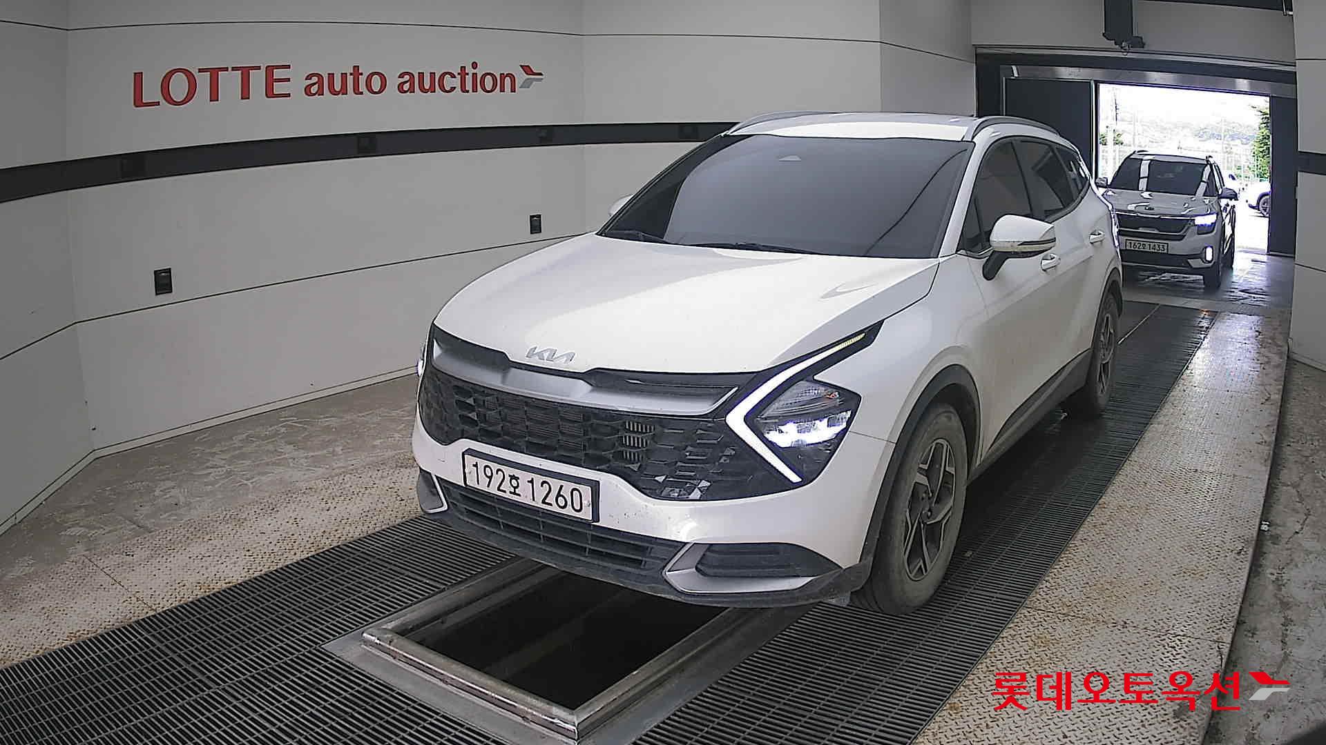 2022 - kia sportage