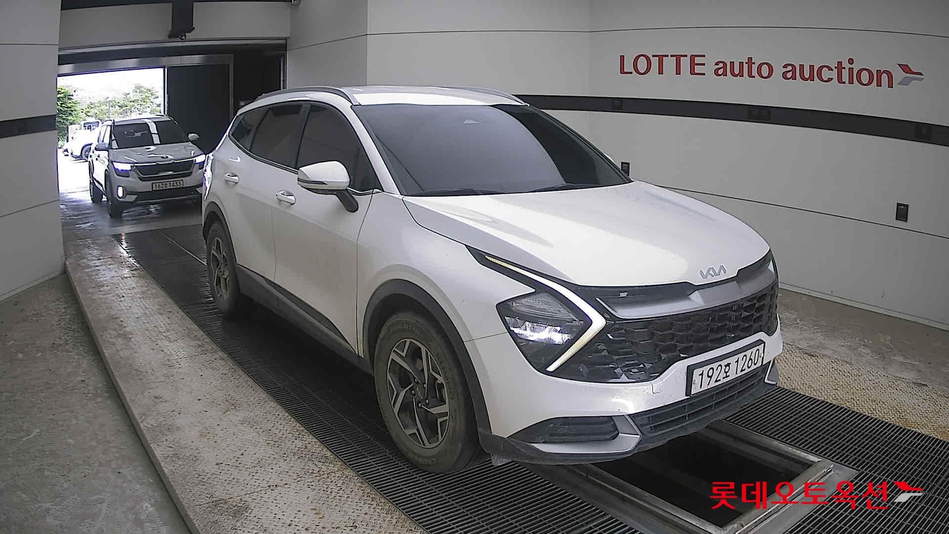 2022 - kia sportage