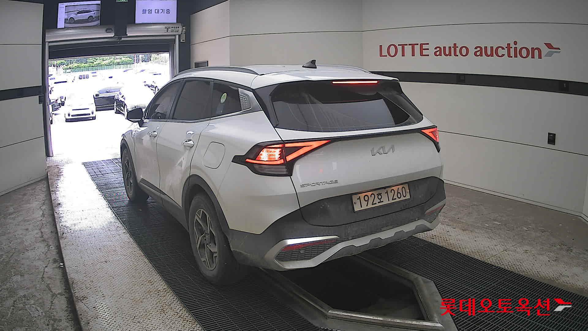 2022 - kia sportage