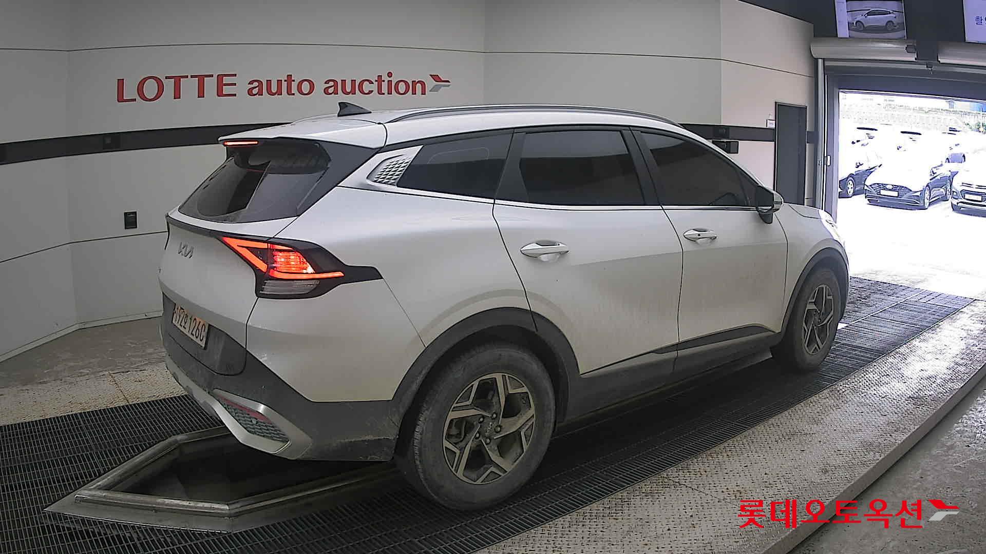 2022 - kia sportage