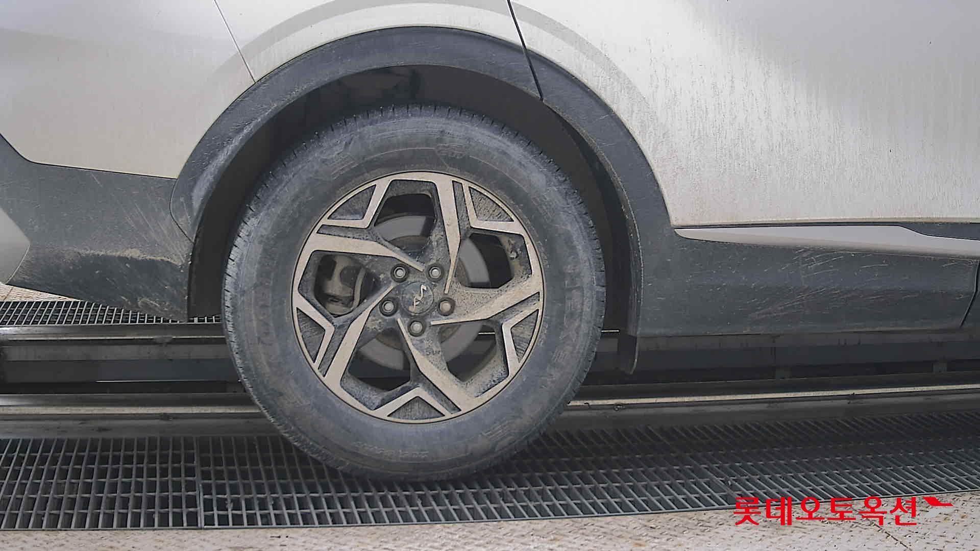 2022 - kia sportage
