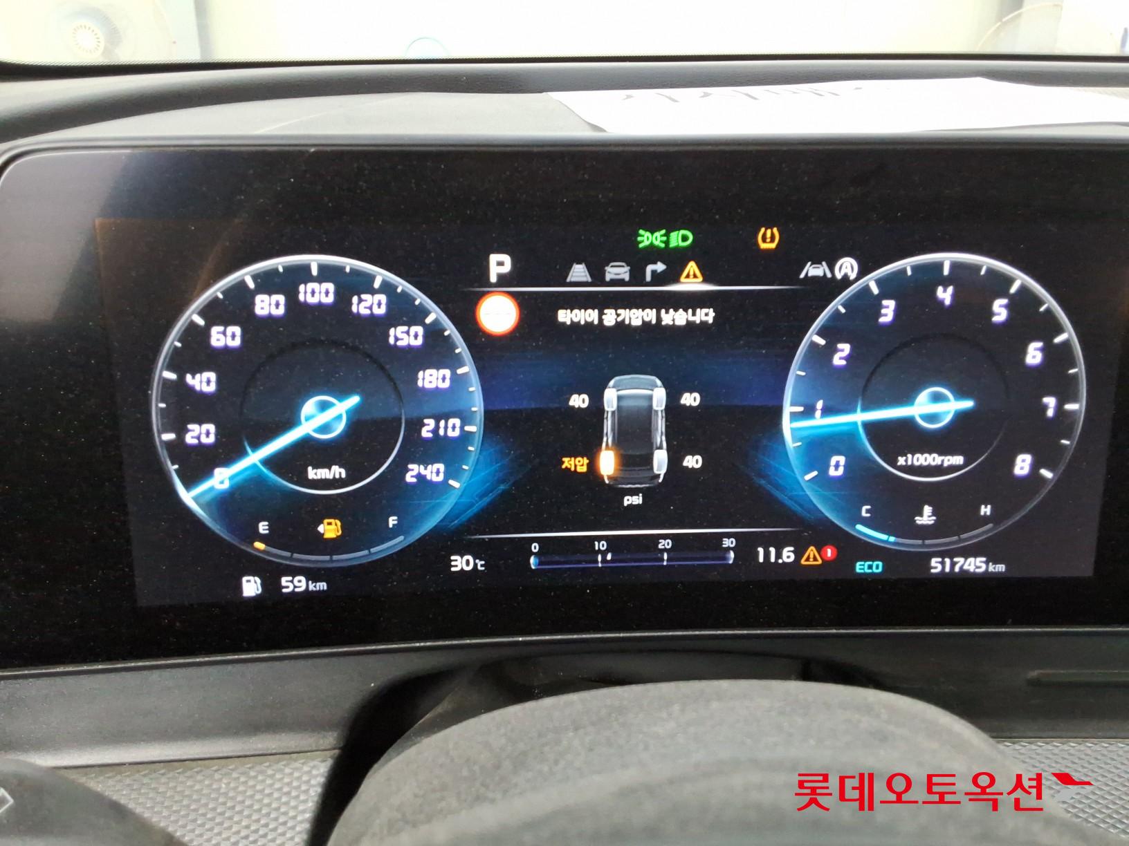 2022 - kia sportage