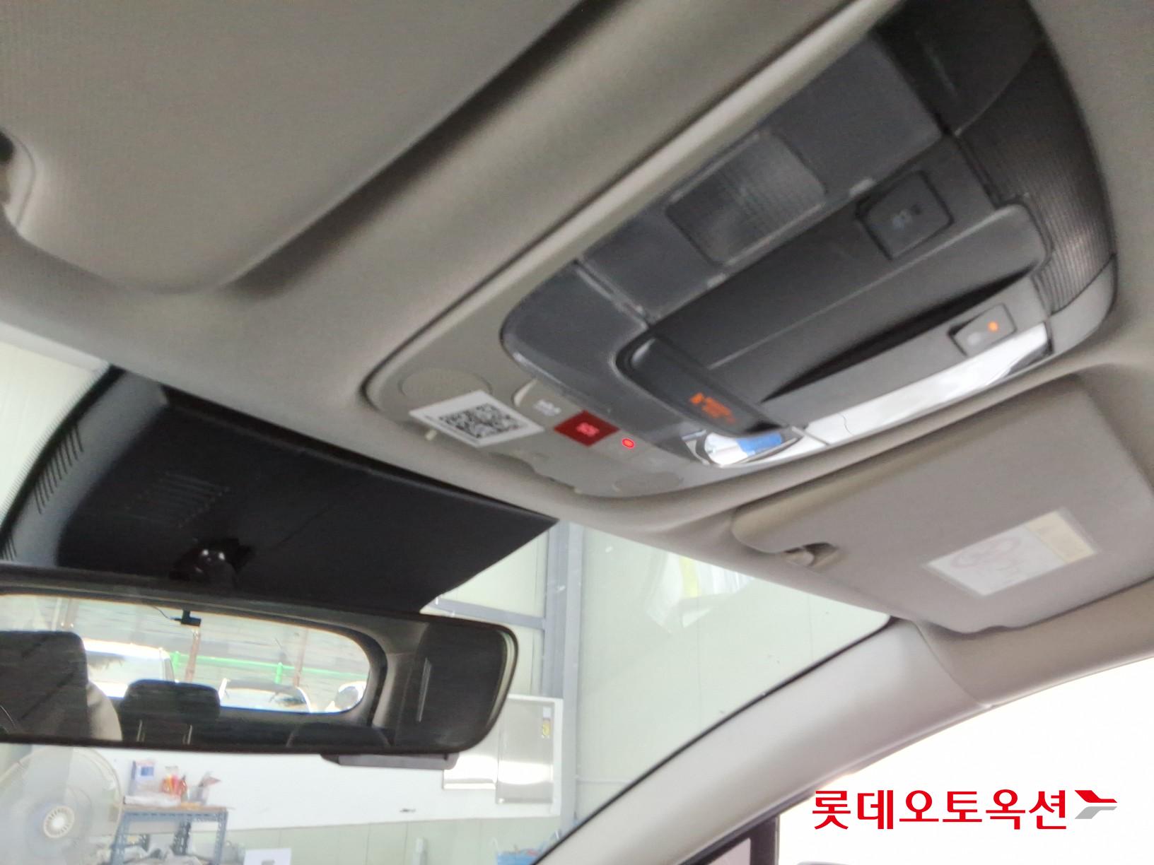 2022 - kia sportage