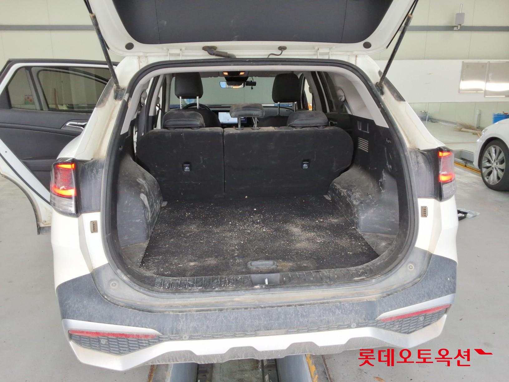 2022 - kia sportage