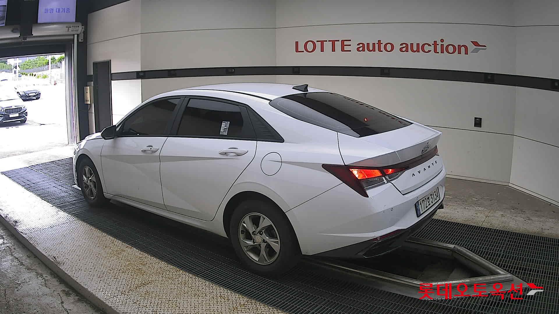 2023 - hyundai avante