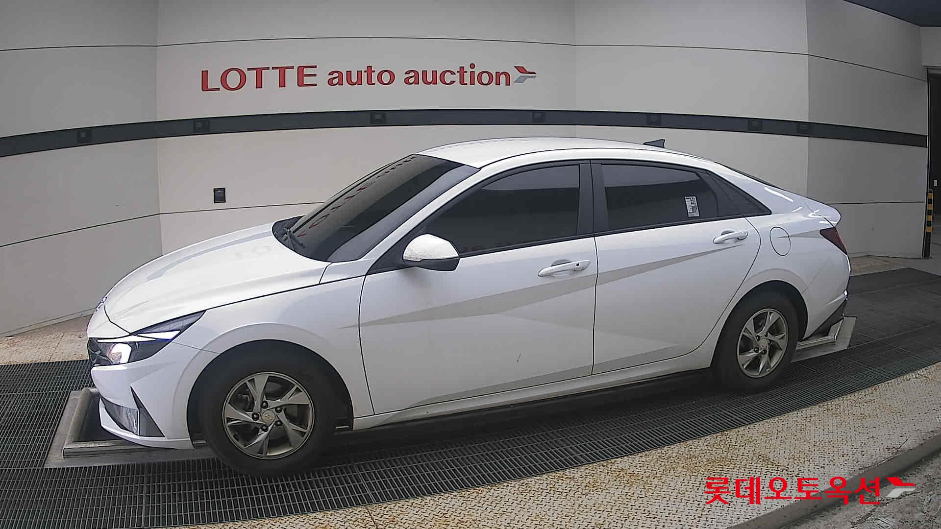 2023 - hyundai avante
