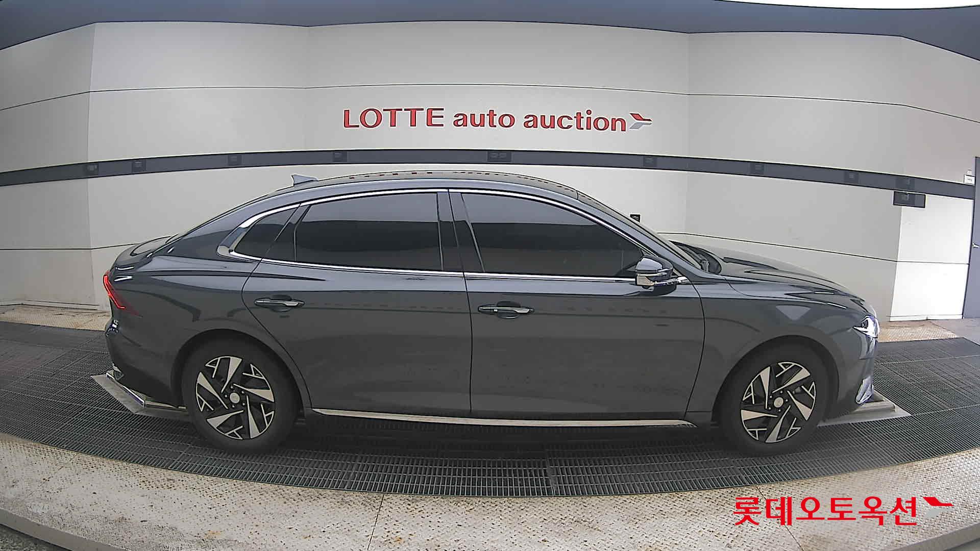 2020 - hyundai grandeur