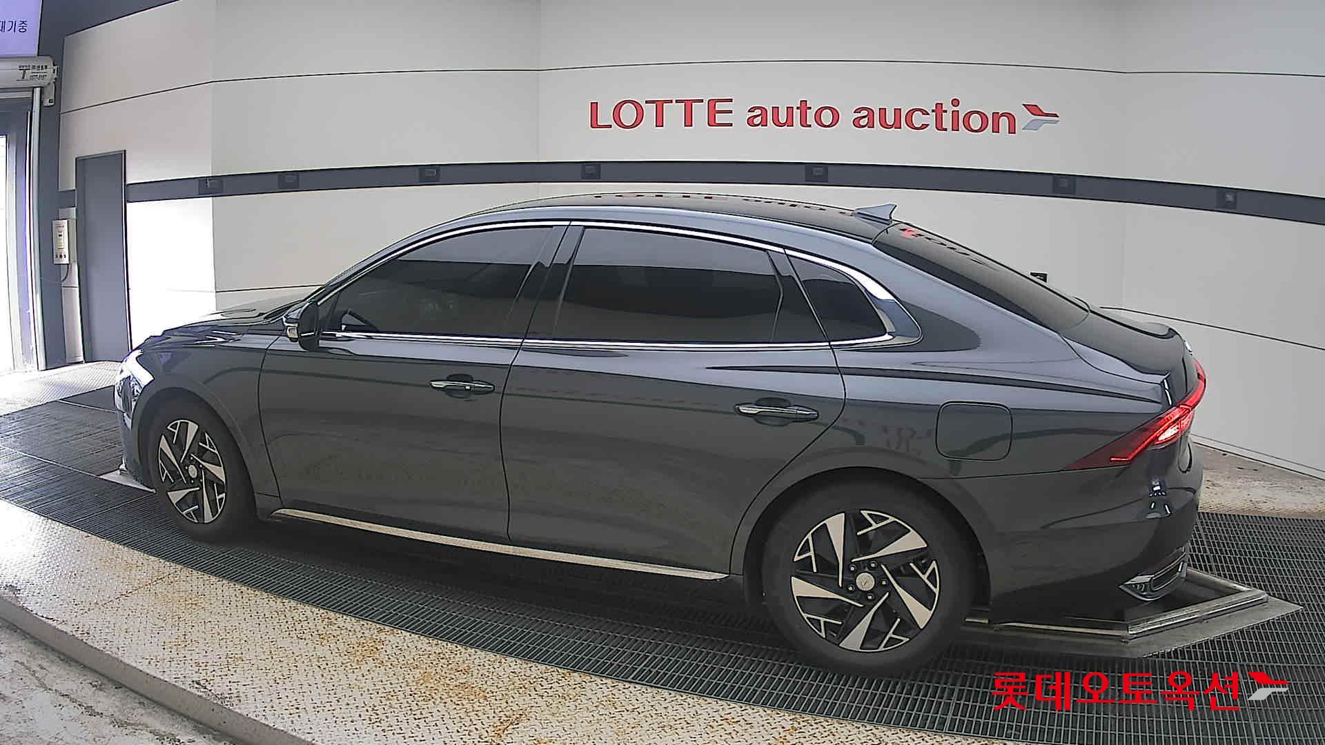 2020 - hyundai grandeur