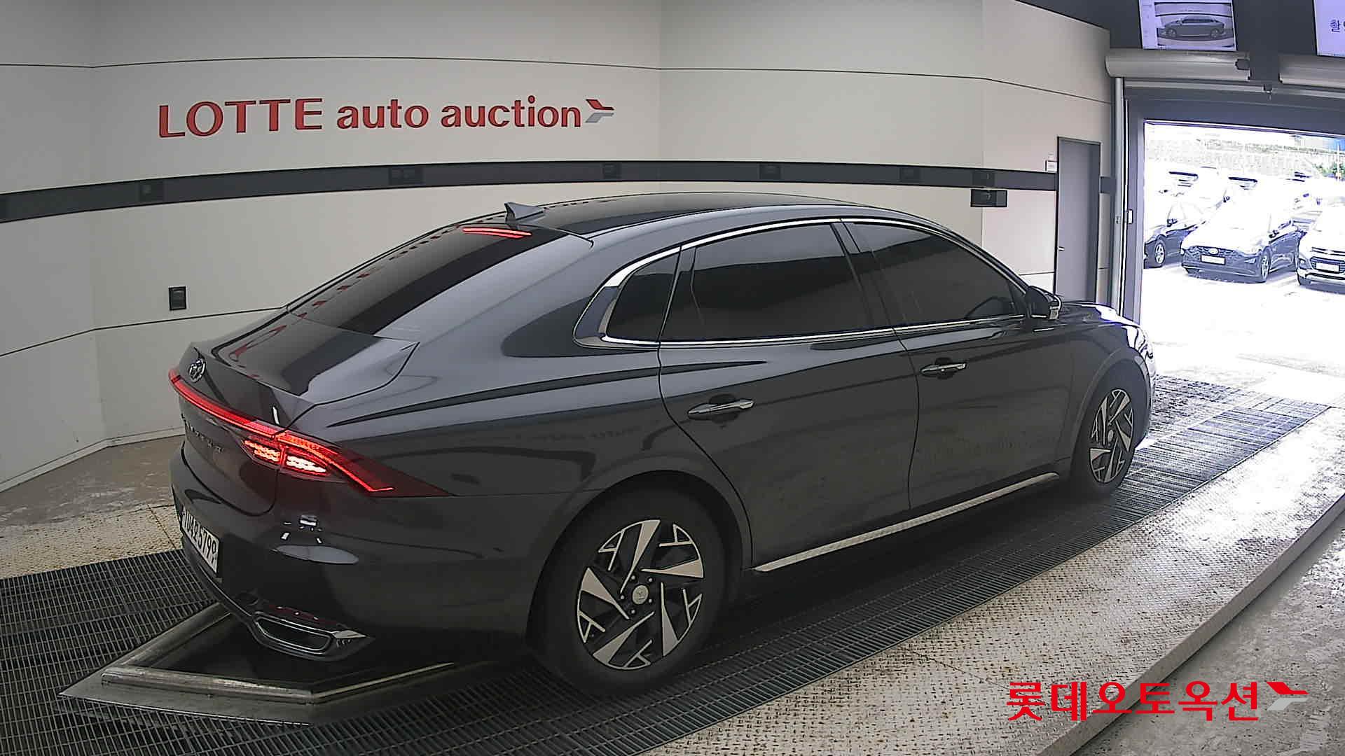 2020 - hyundai grandeur
