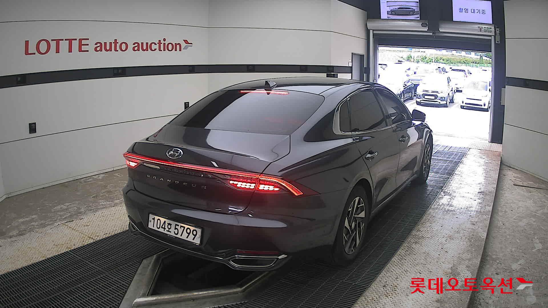 2020 - hyundai grandeur
