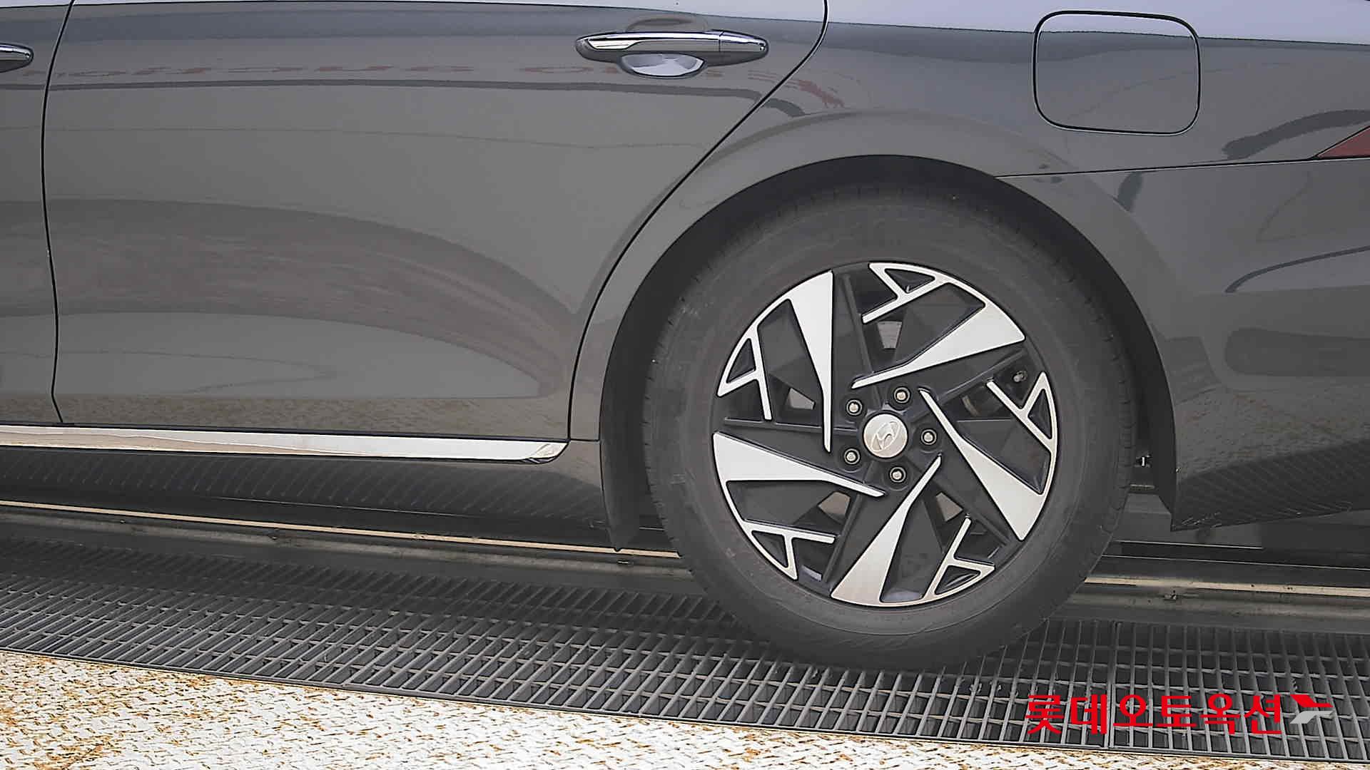 2020 - hyundai grandeur