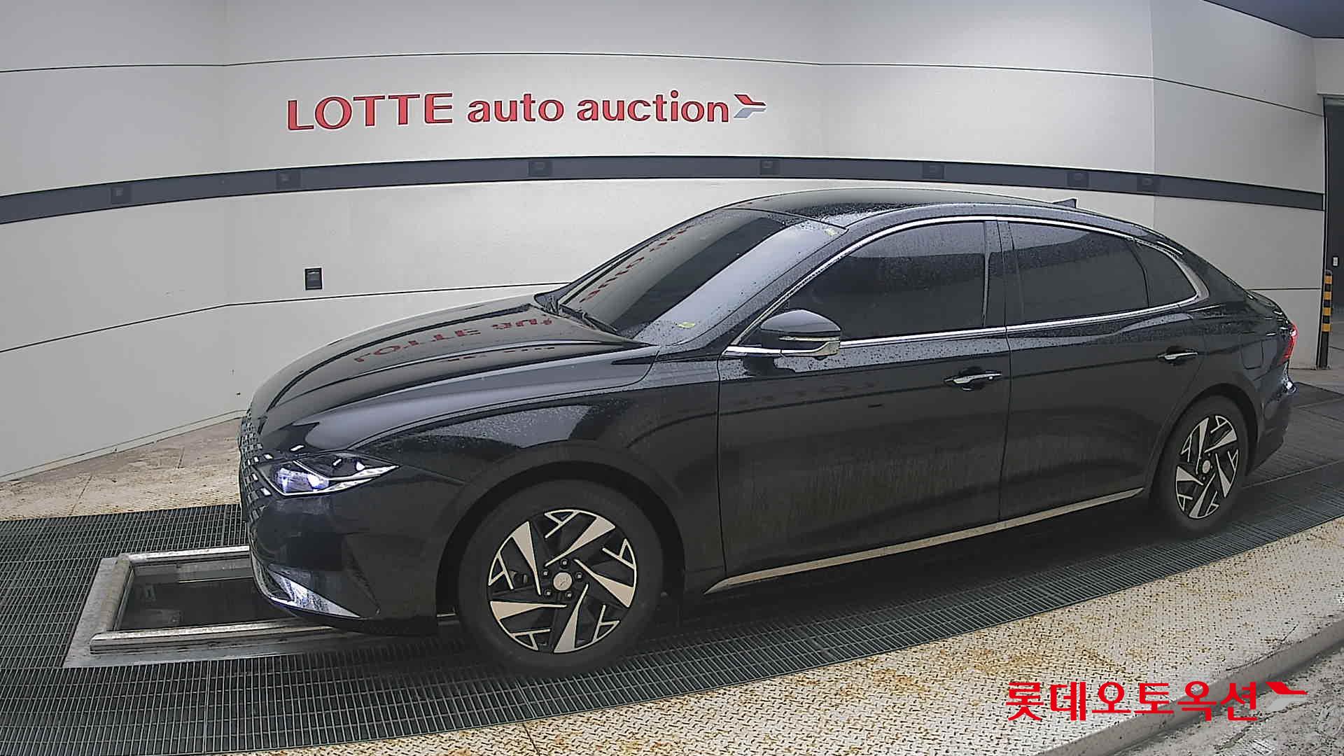 2022 - hyundai grandeur