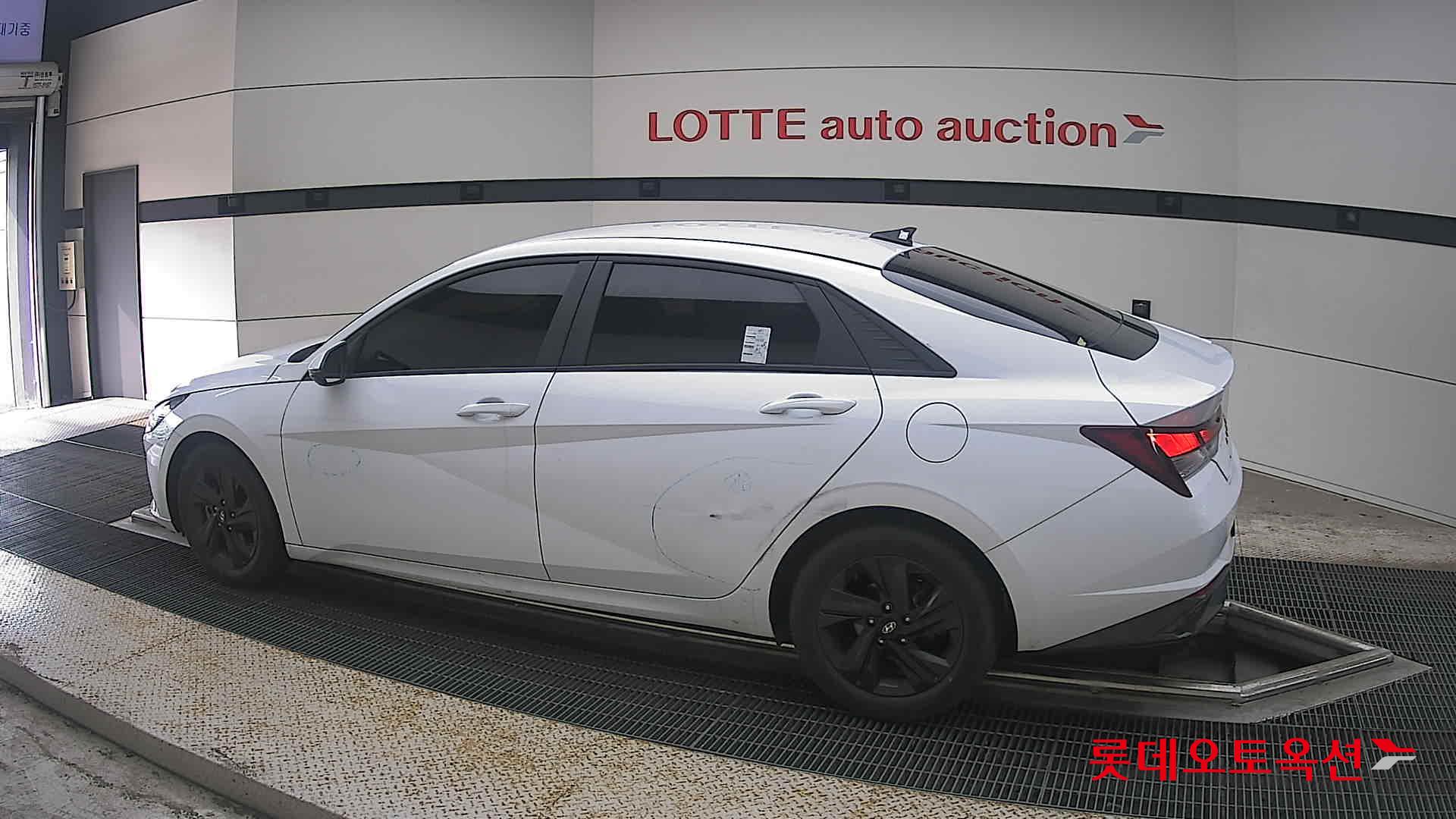 2023 - hyundai avante