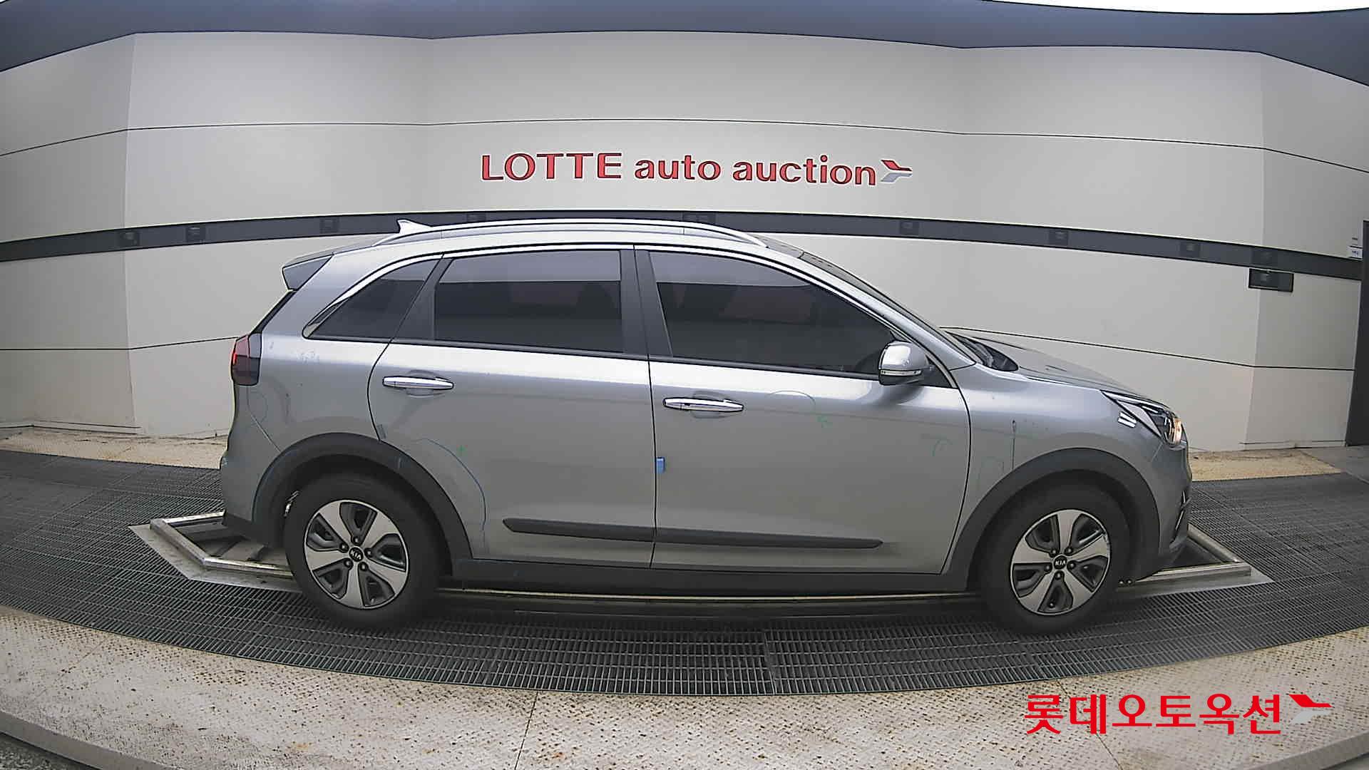 2021 - kia niro