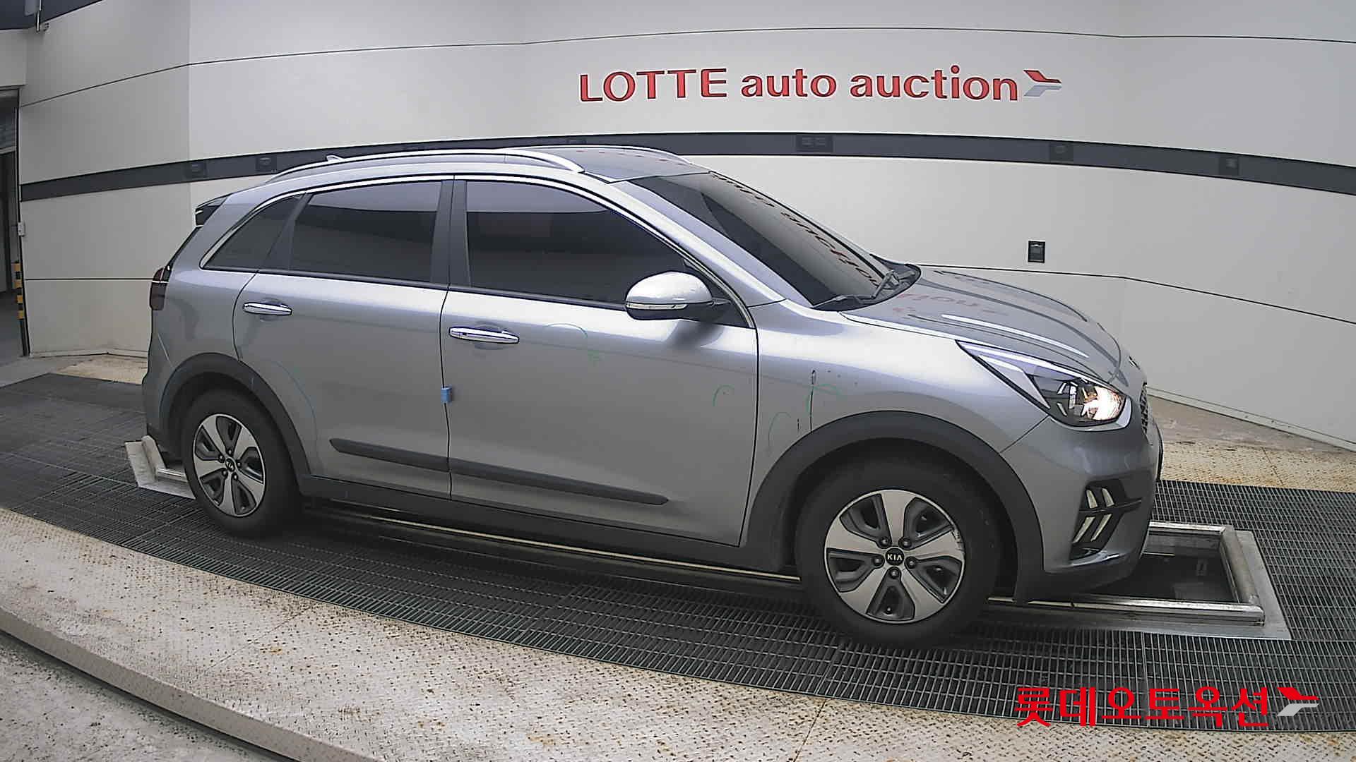 2021 - kia niro