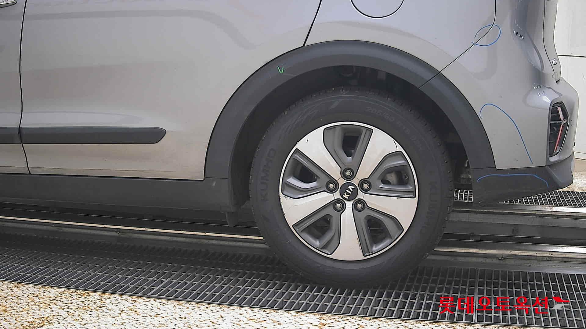 2021 - kia niro