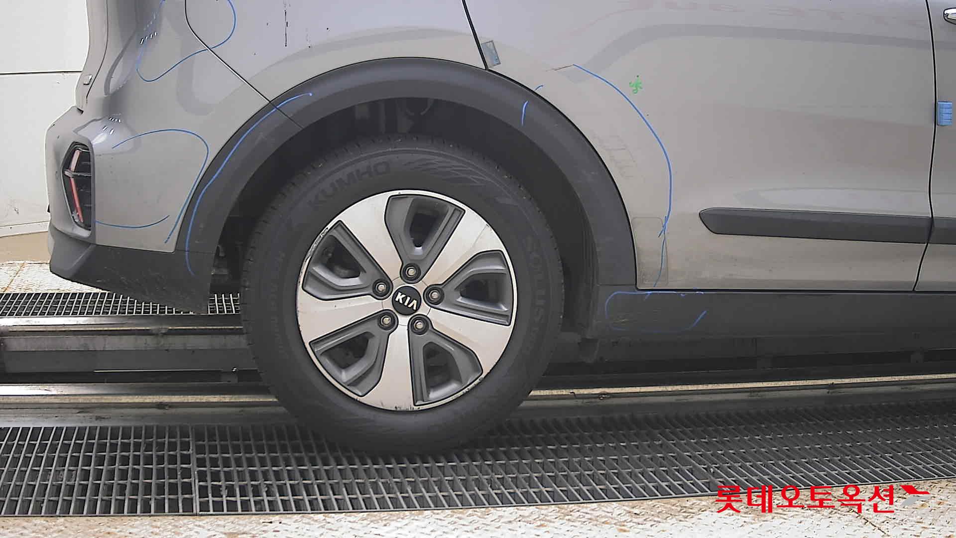 2021 - kia niro