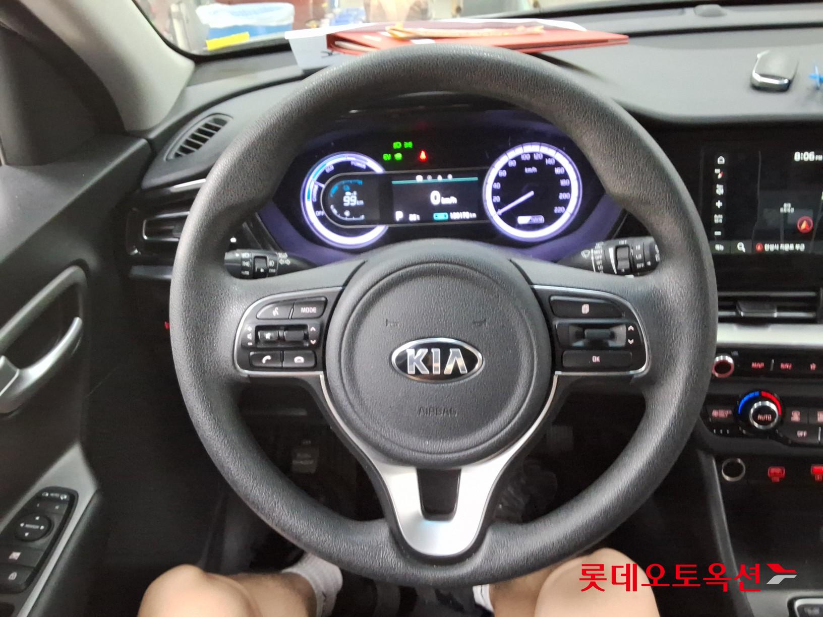 2021 - kia niro