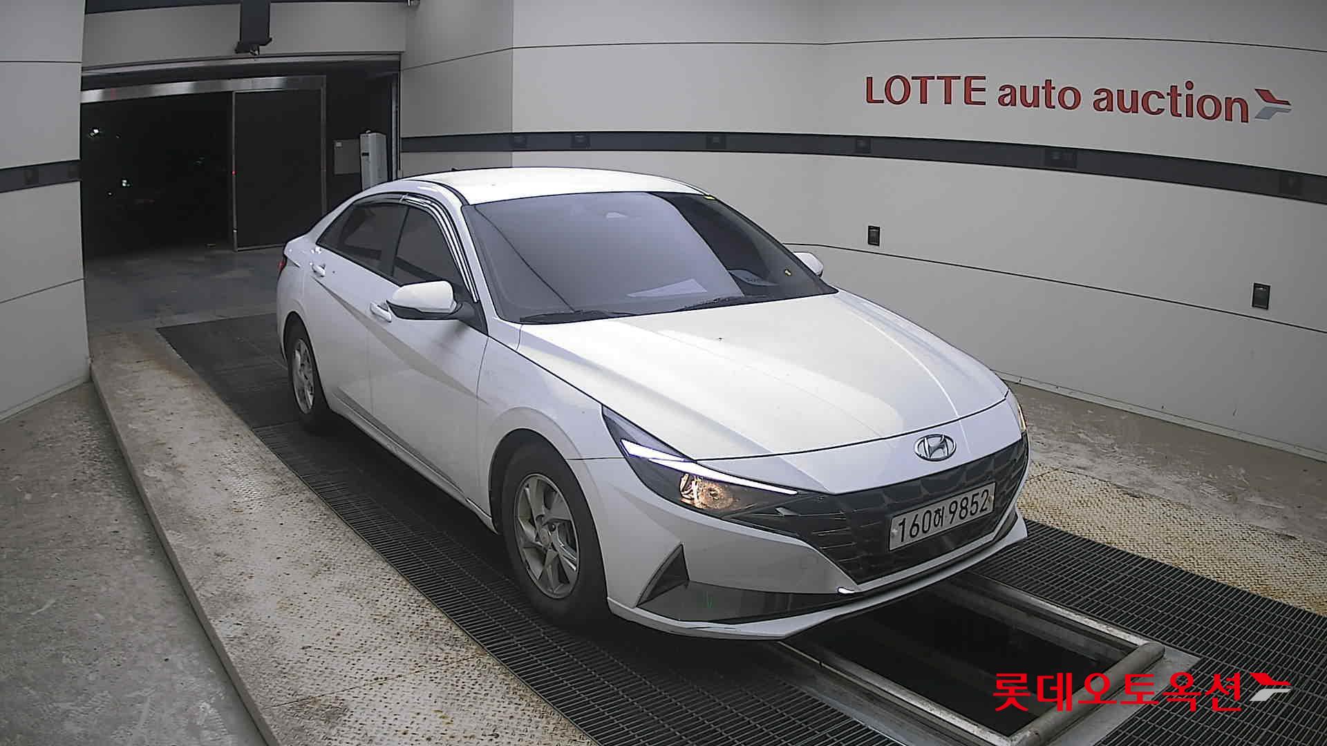 2021 - hyundai avante