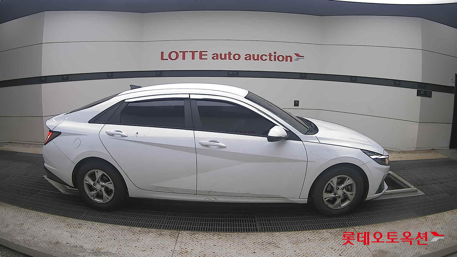 2021 - hyundai avante